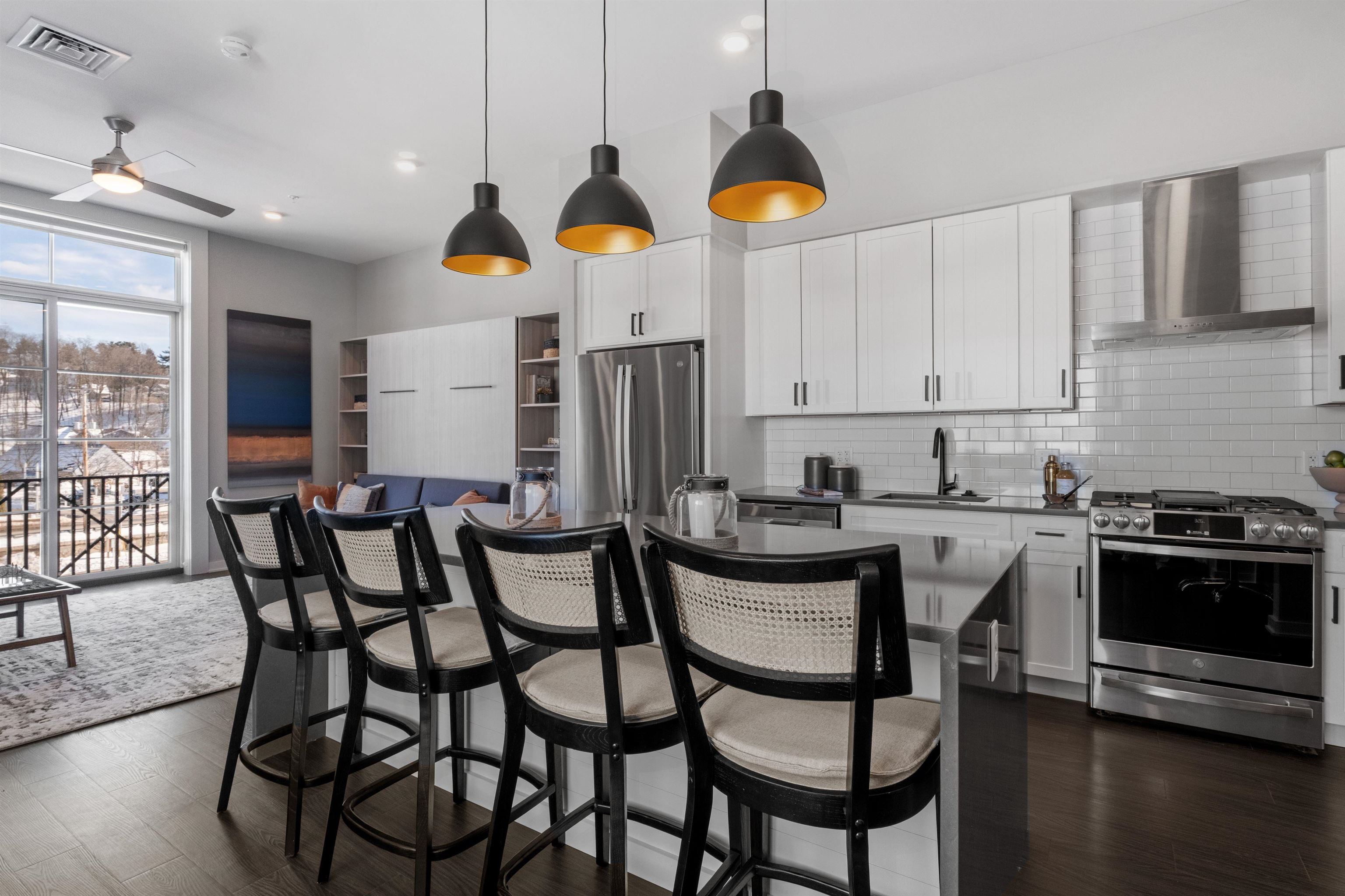 51 Elm St, Laconia, NH 03246