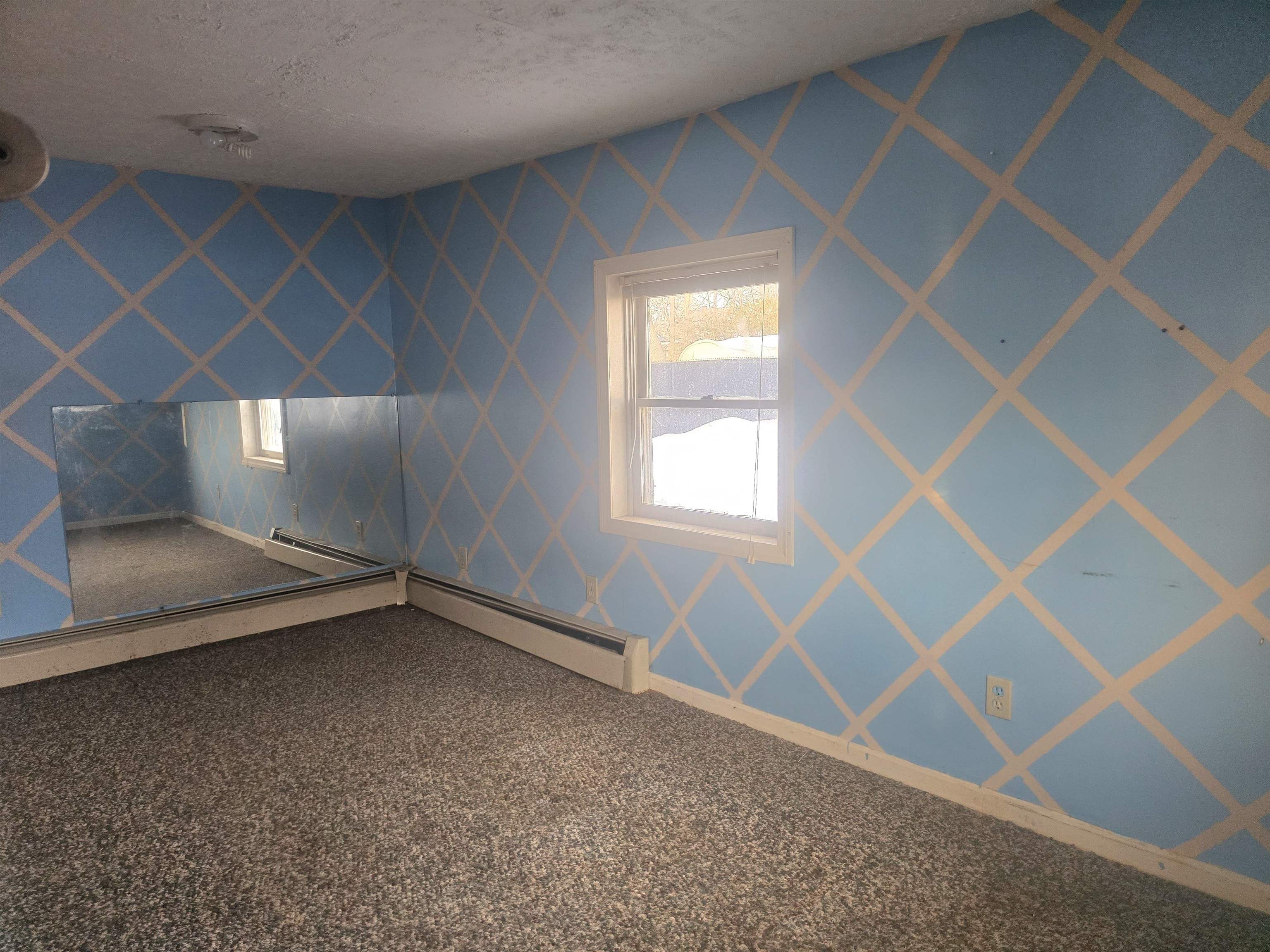 41 Main St, Allenstown, NH 03275