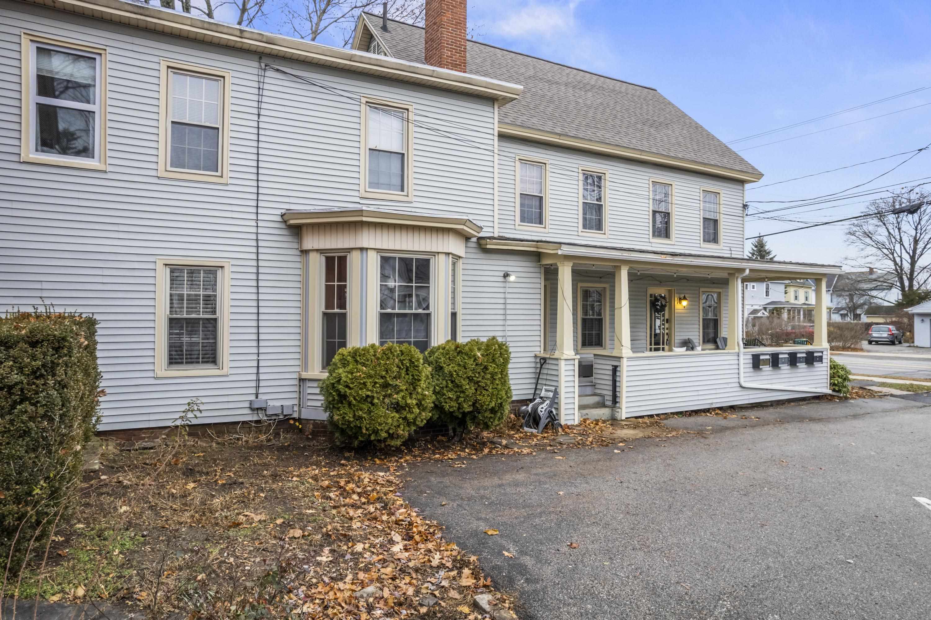 87 Charles St, Rochester, NH 03867