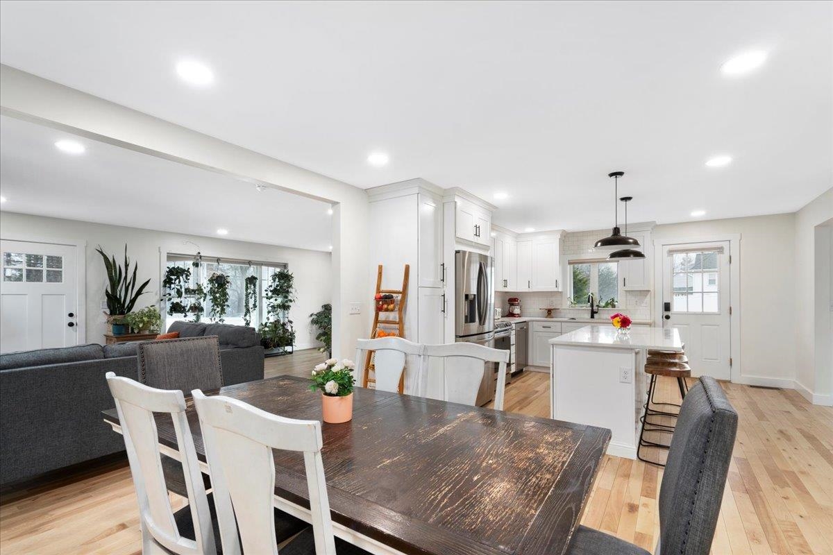 140 South Mast St, Goffstown, NH 03045