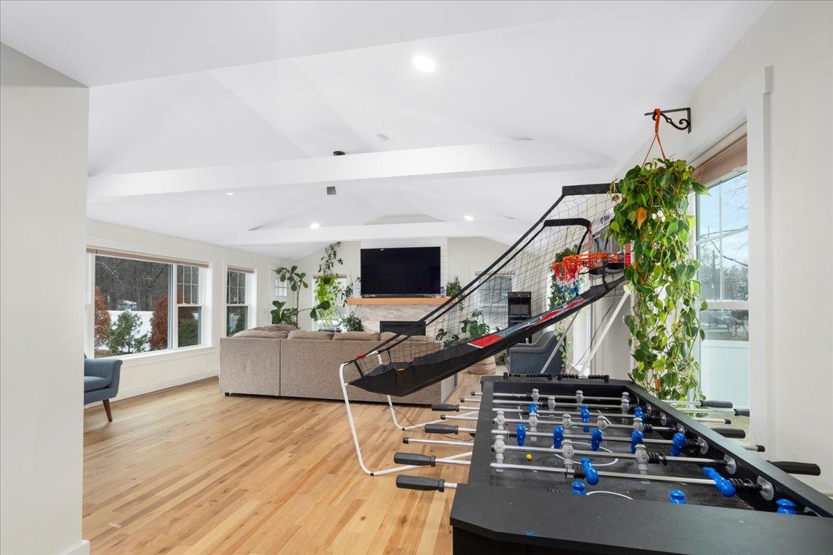 140 South Mast St, Goffstown, NH 03045