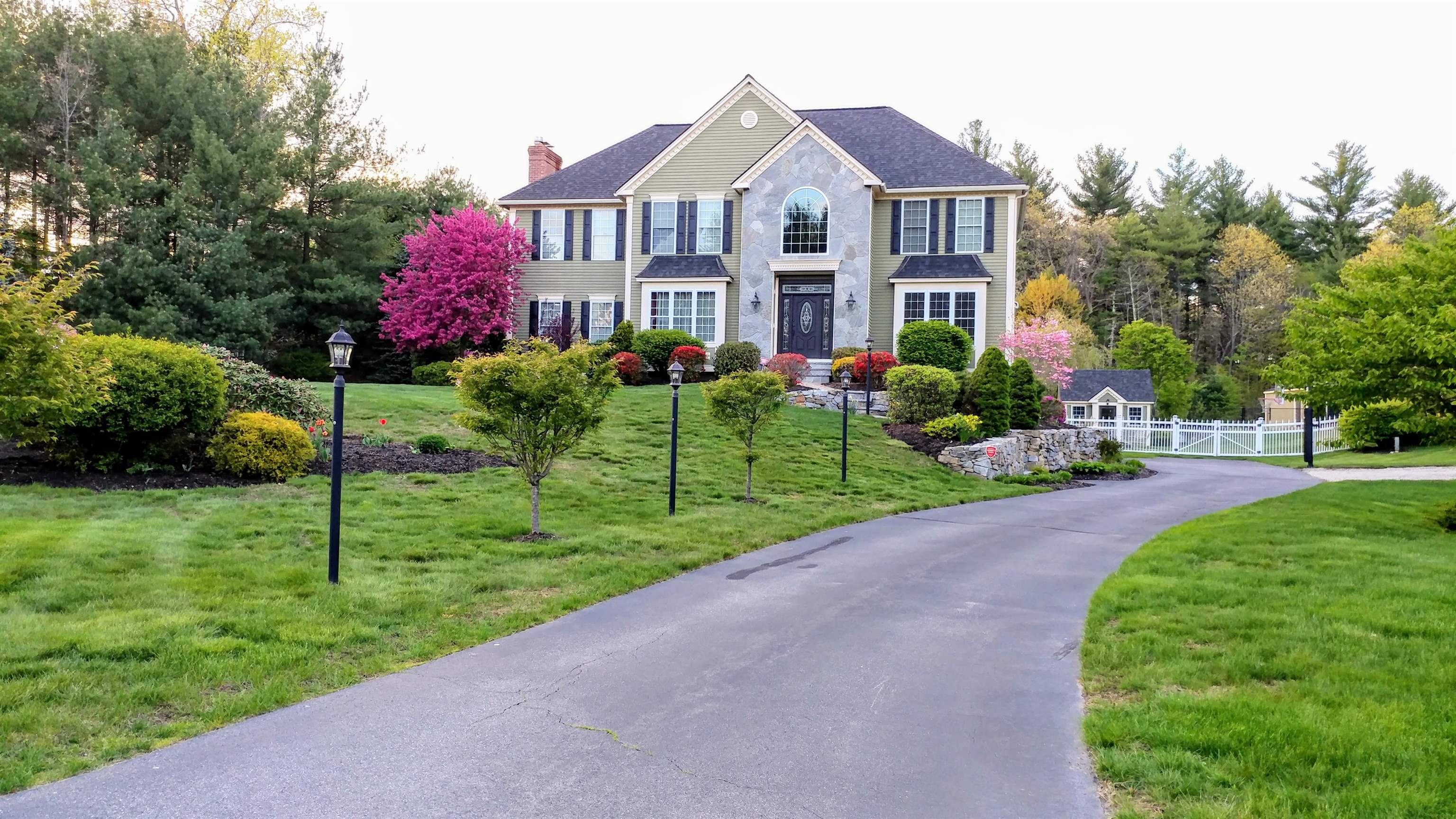 6 Westchester Rd, Windham, NH 03087