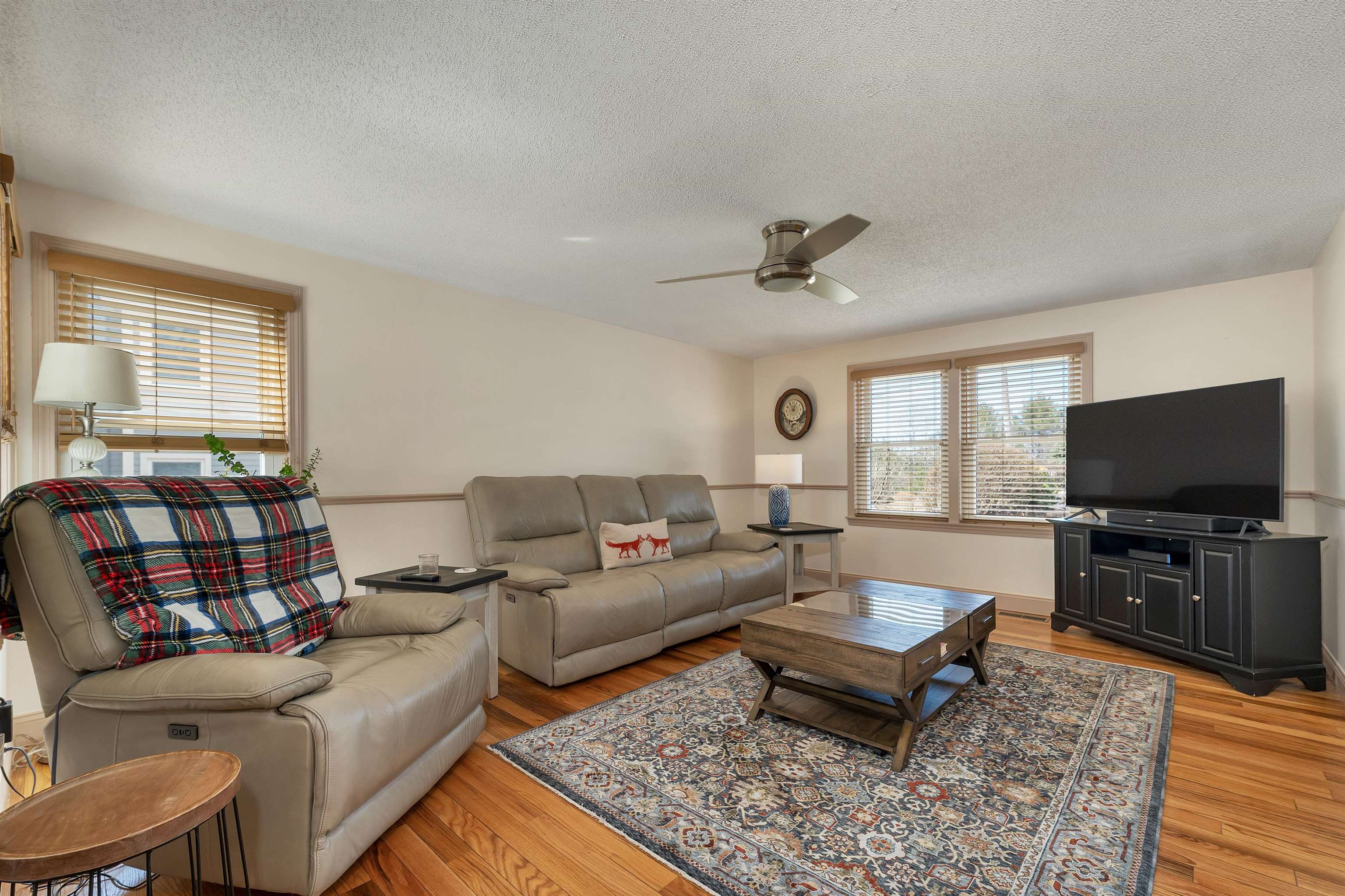 331 Fox Run Rd, Hudson, NH 03051