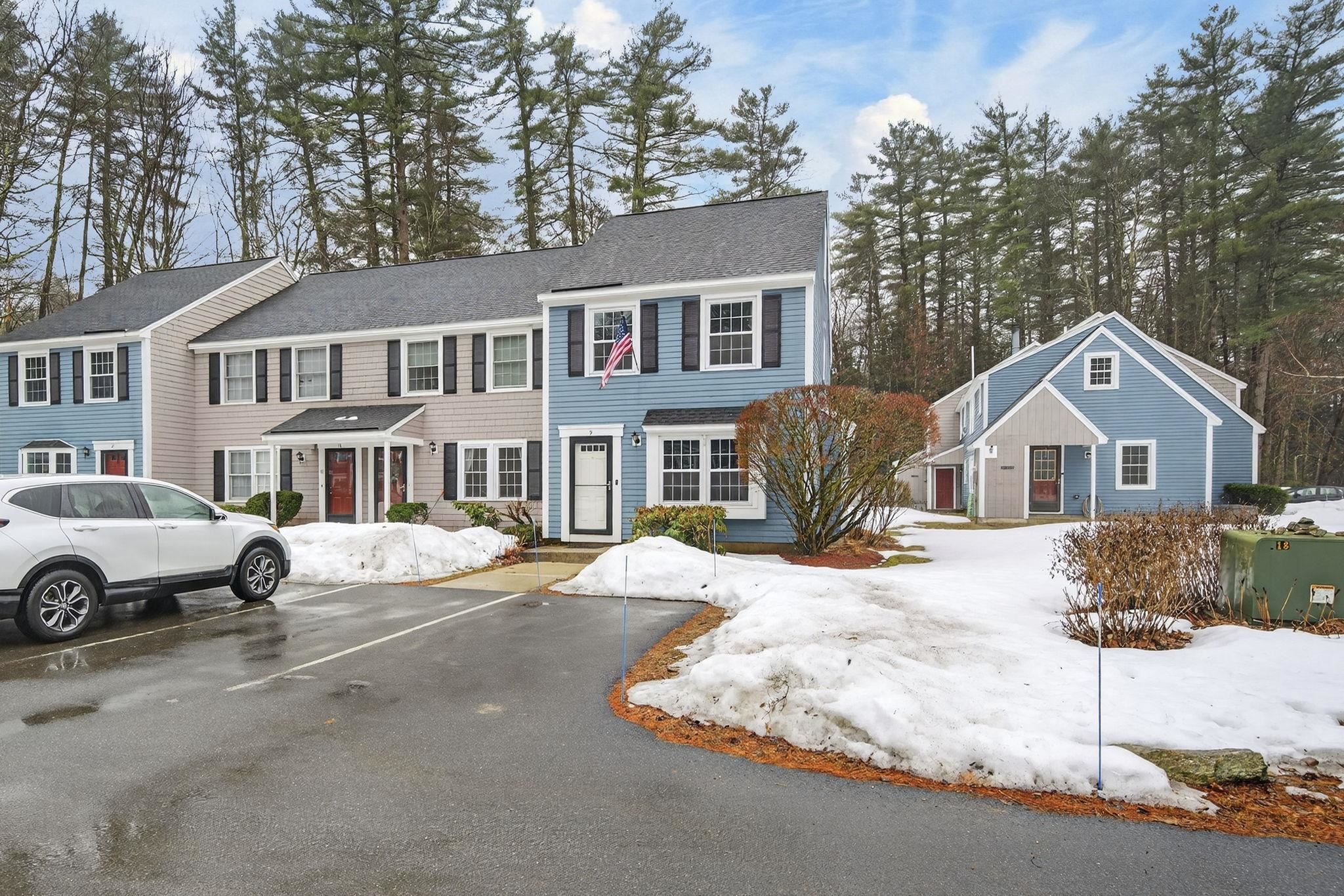 9 Donovan Ct, Merrimack, NH 03054