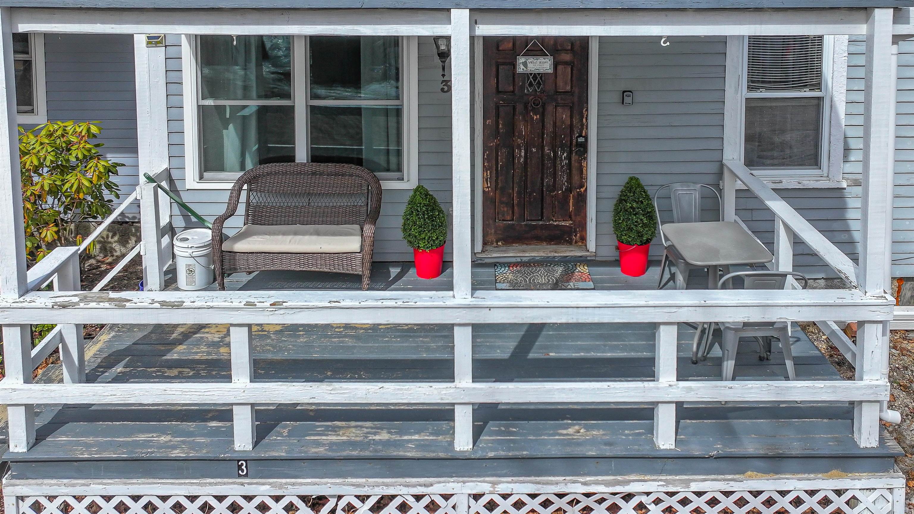 734 Kearsarge Rd, Conway, NH 03818