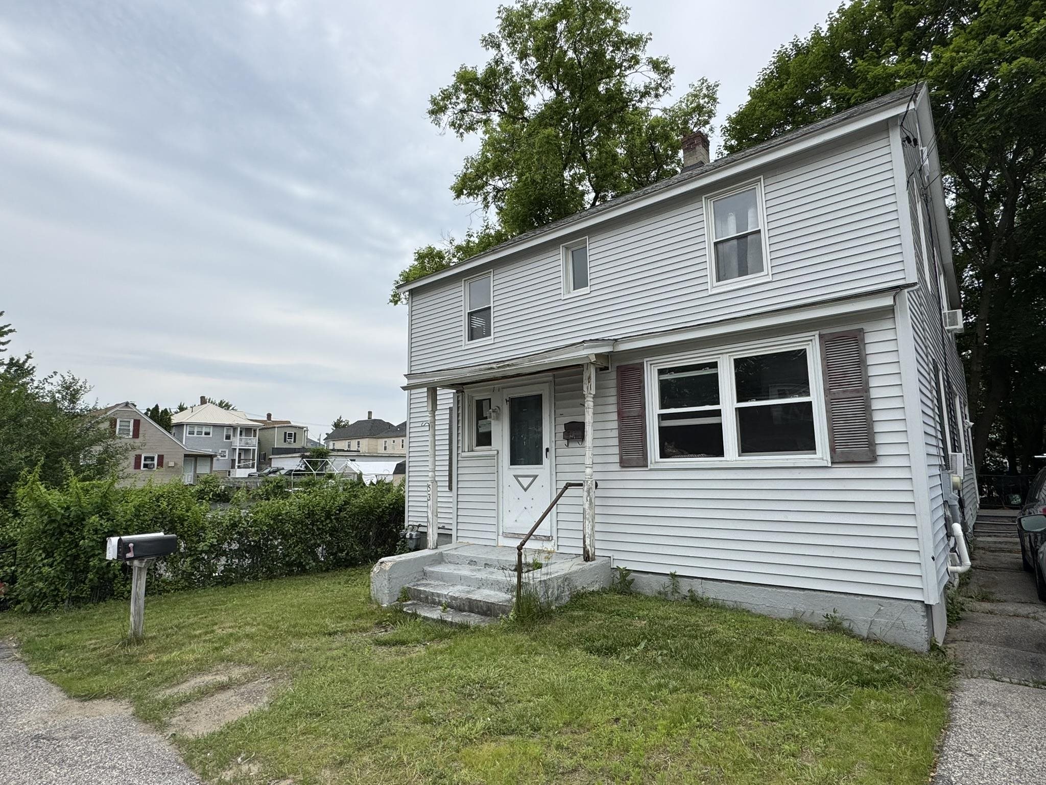 53 Lafayette St, Manchester, NH 03102