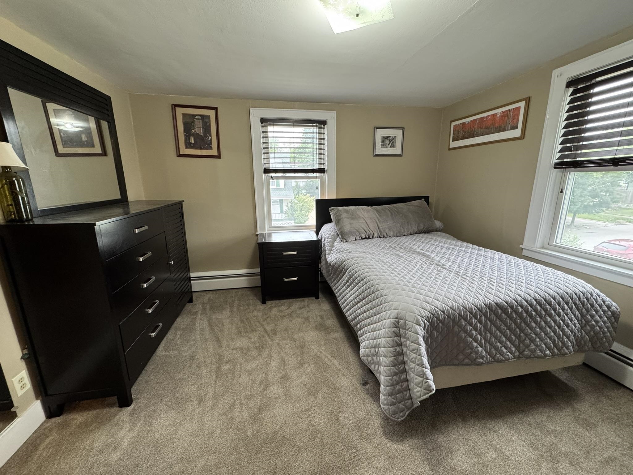 53 Lafayette St, Manchester, NH 03102