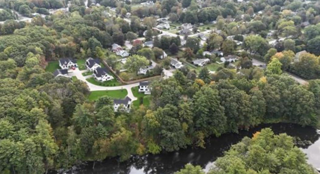 12 Little River Rd, Exeter, NH 03833