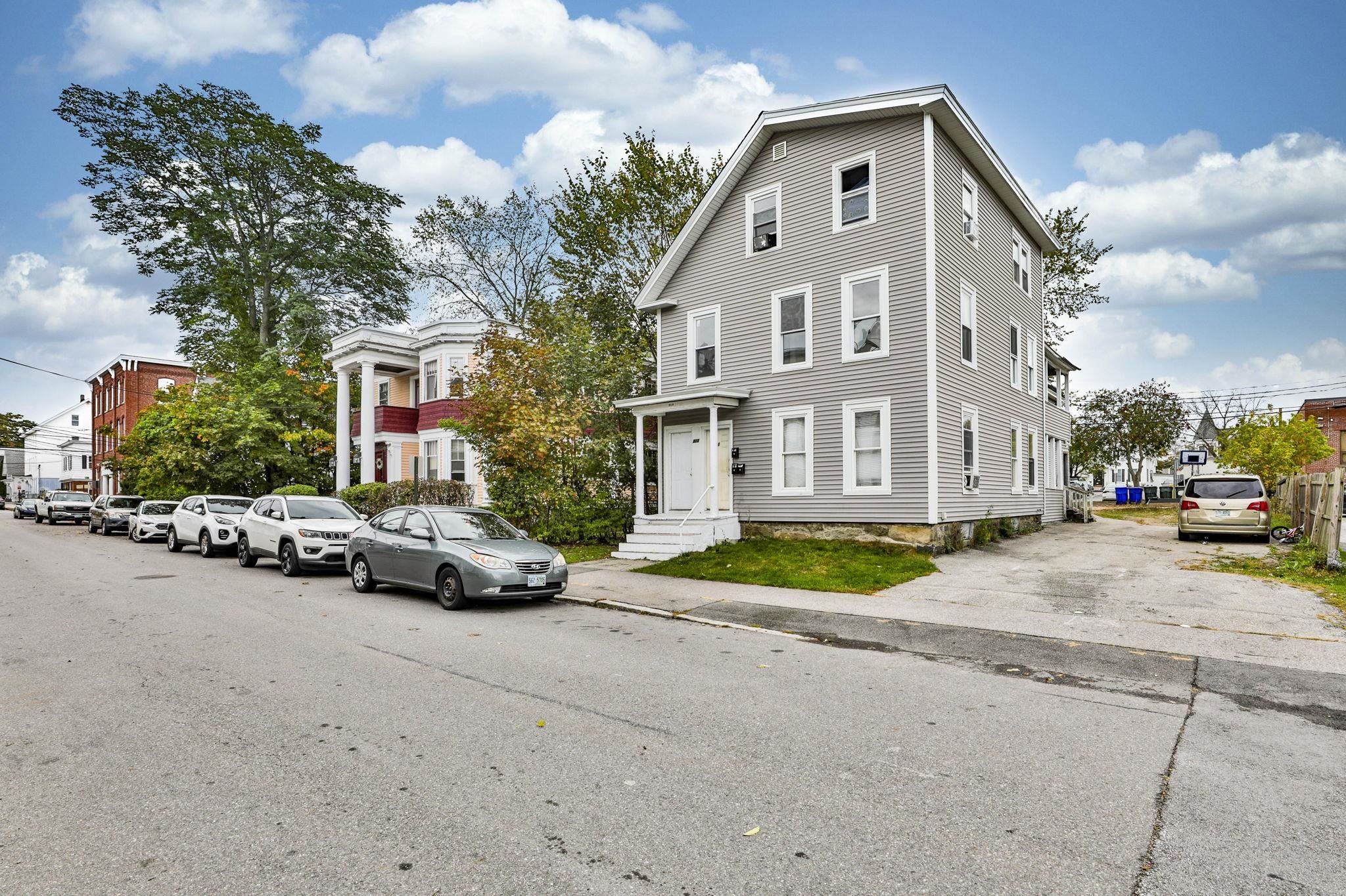 313 Amherst St, Manchester, NH 03104