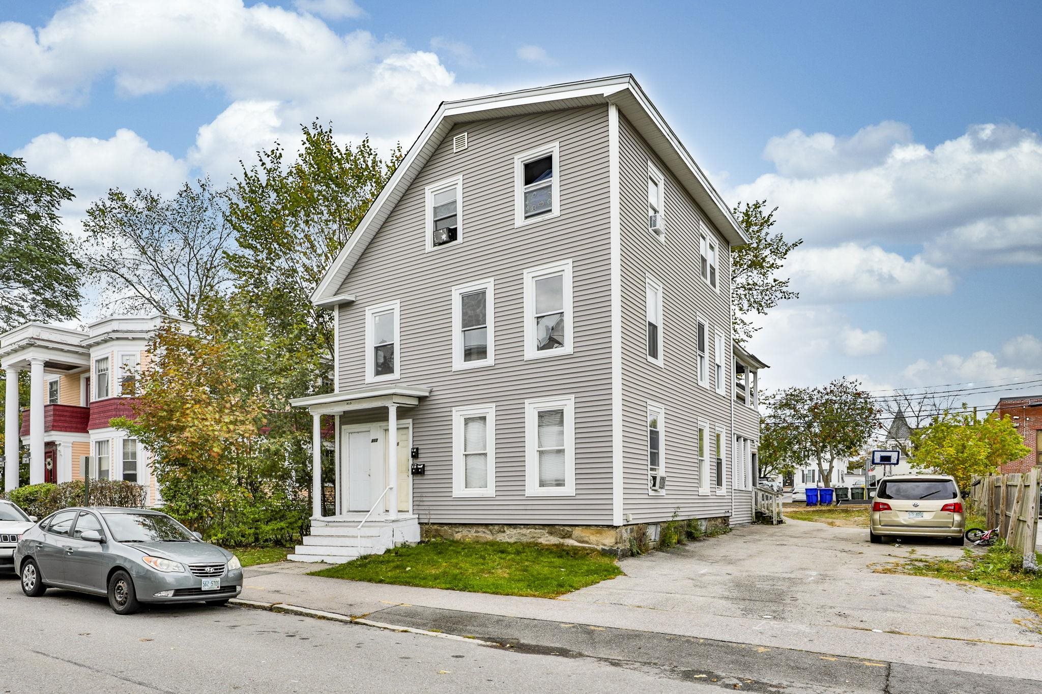 313 Amherst St, Manchester, NH 03104