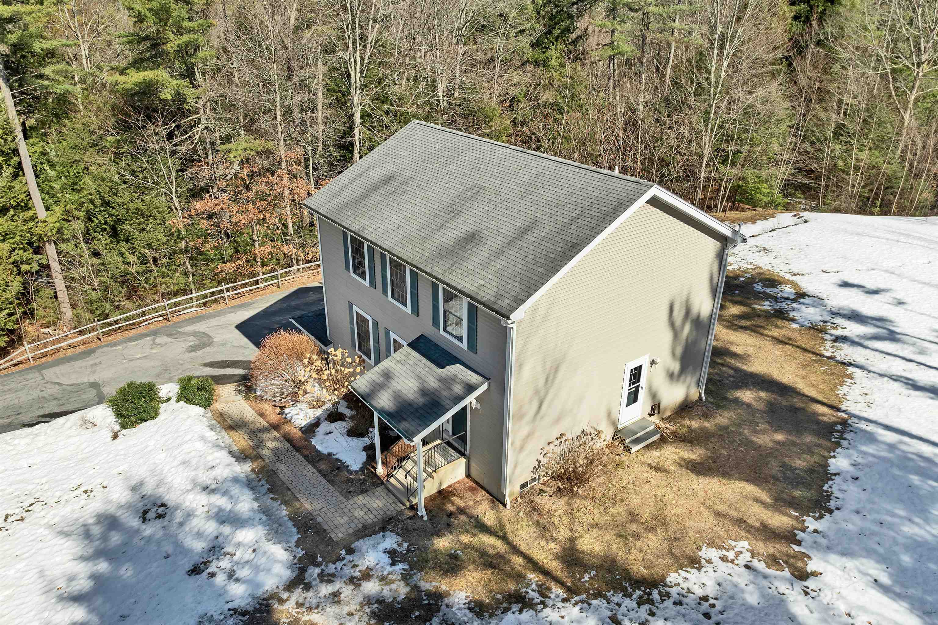43 Cross Rd, Chichester, NH 03258