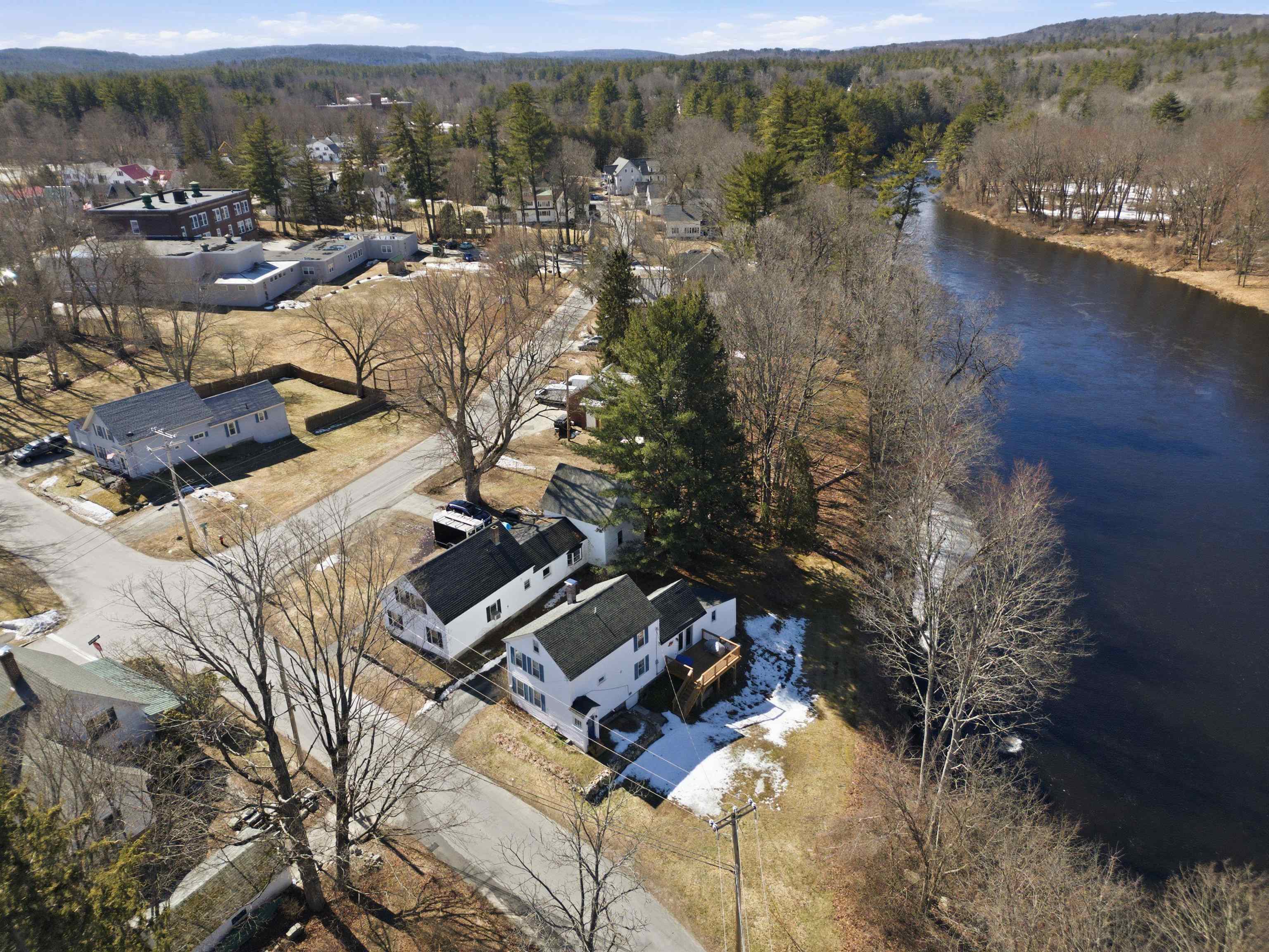 Homes for sale in Concord, NH | 33 Tanner St, Concord, NH 03303 | MLS# 5079884