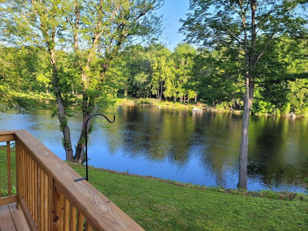 33 Tanner St, Concord, NH 03303