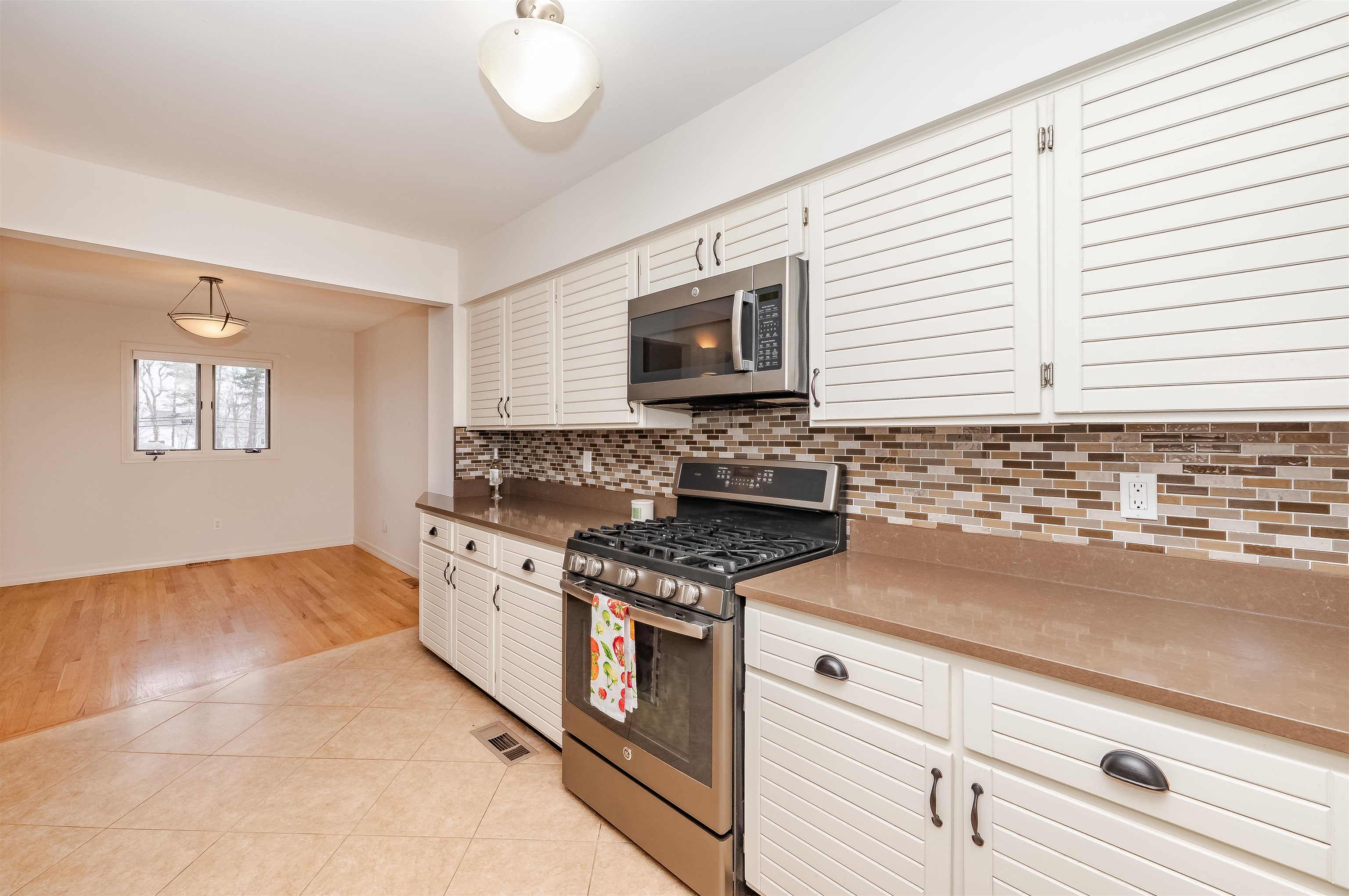 61 Spinnaker Way, Portsmouth, NH 03801