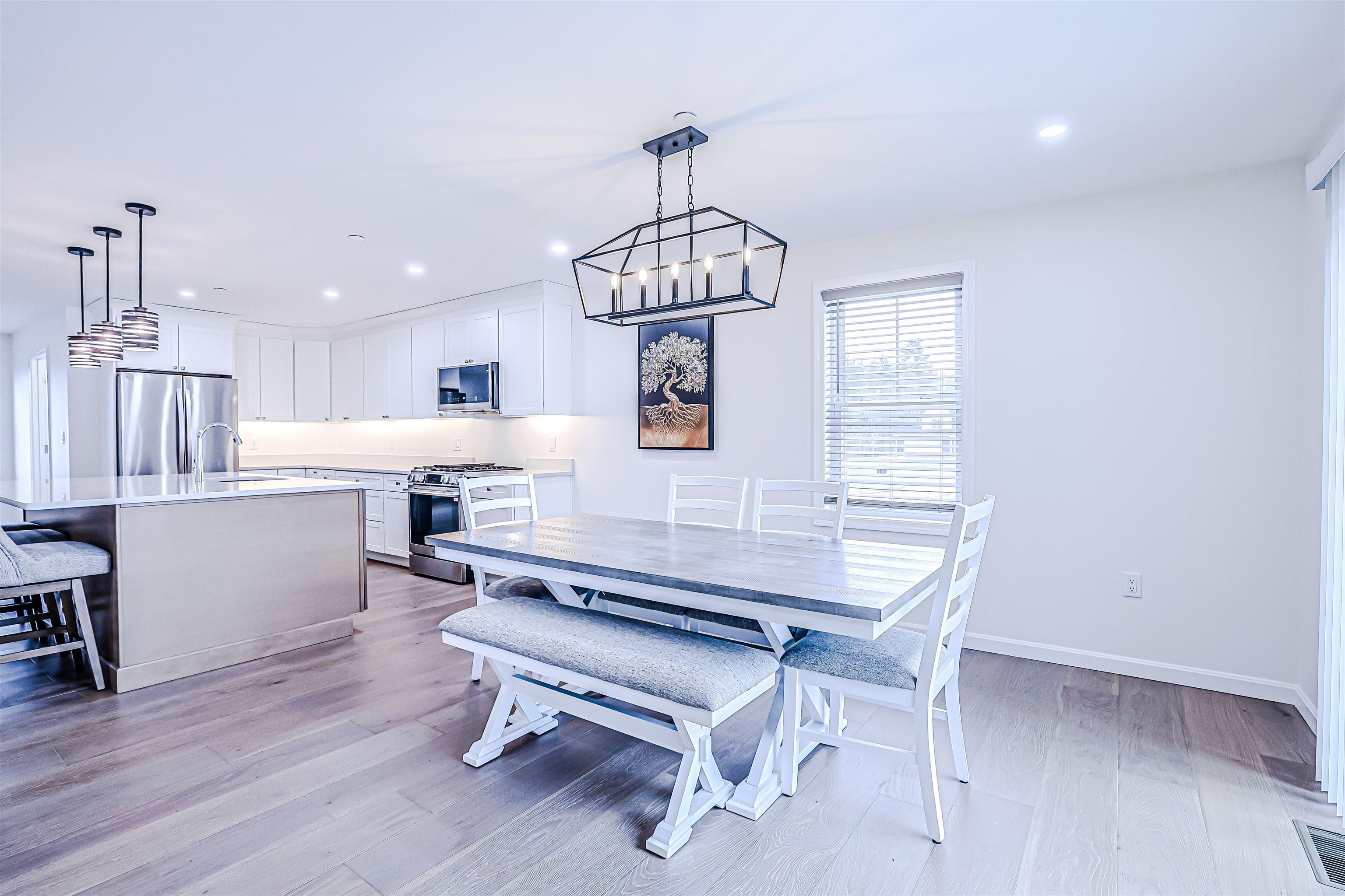 15 Autumn Ln, Raymond, NH 03077