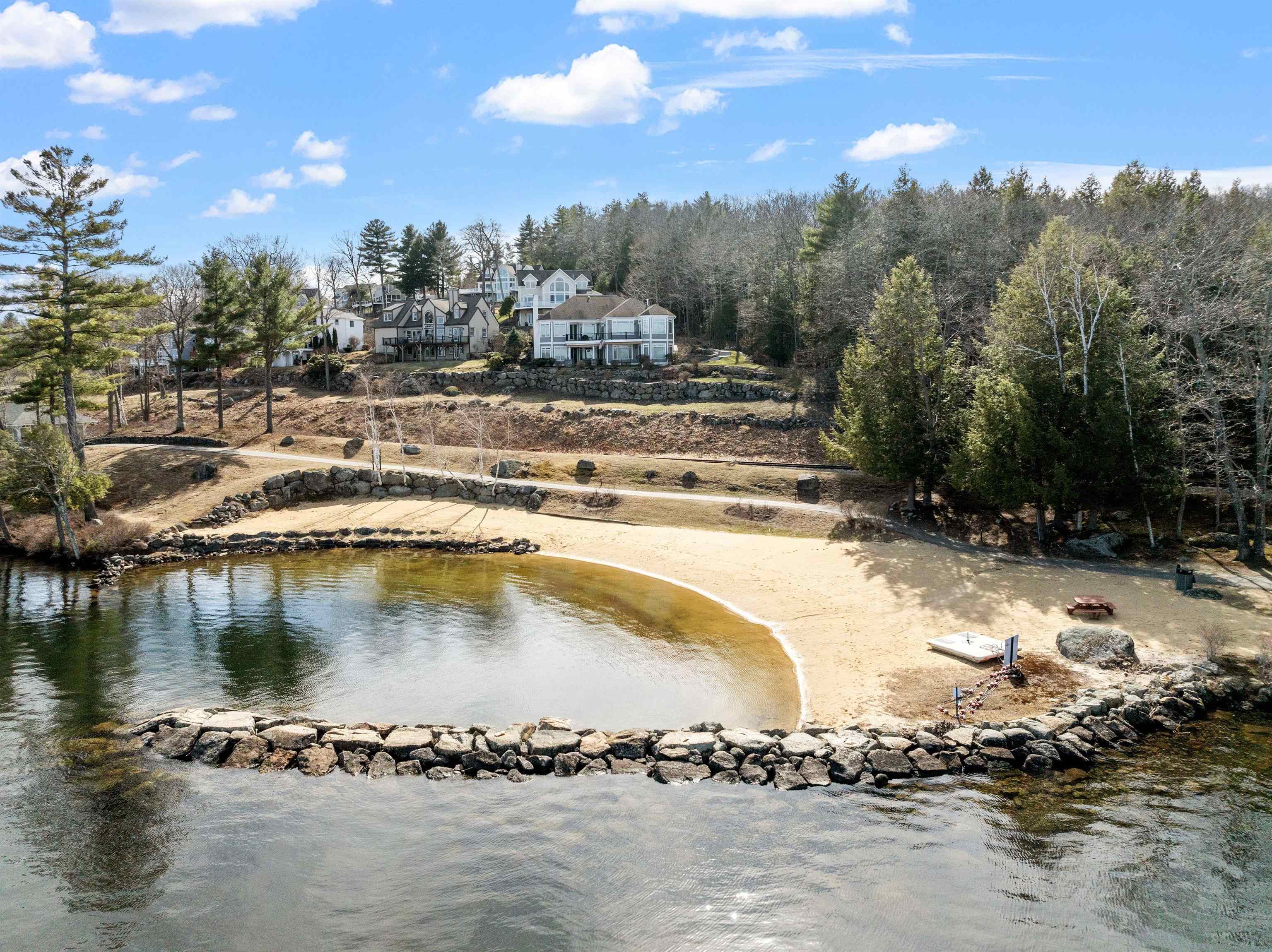 6 High Point Rd, Laconia, NH 03246