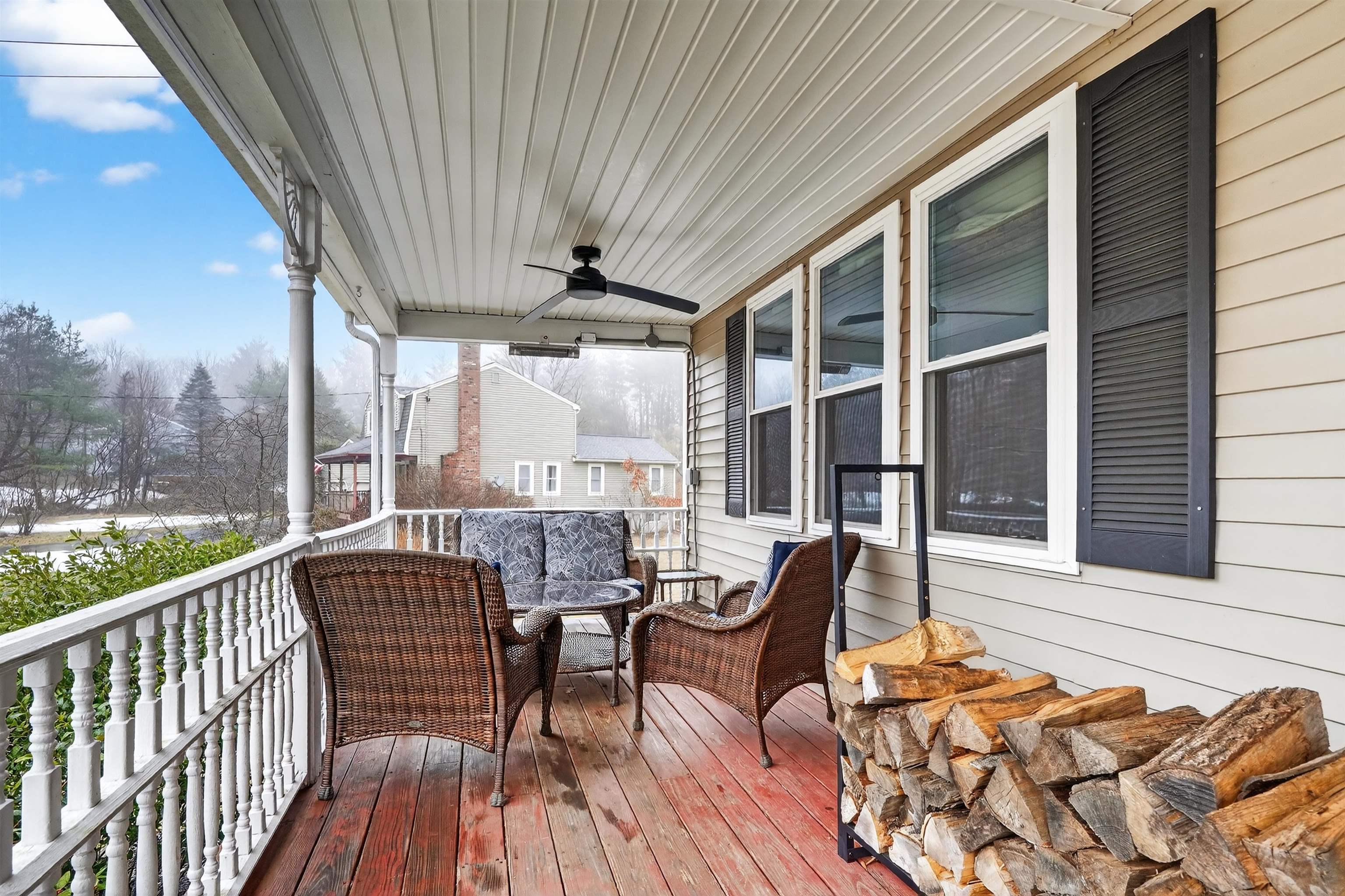 6 Homestead Dr, Derry, NH 03038