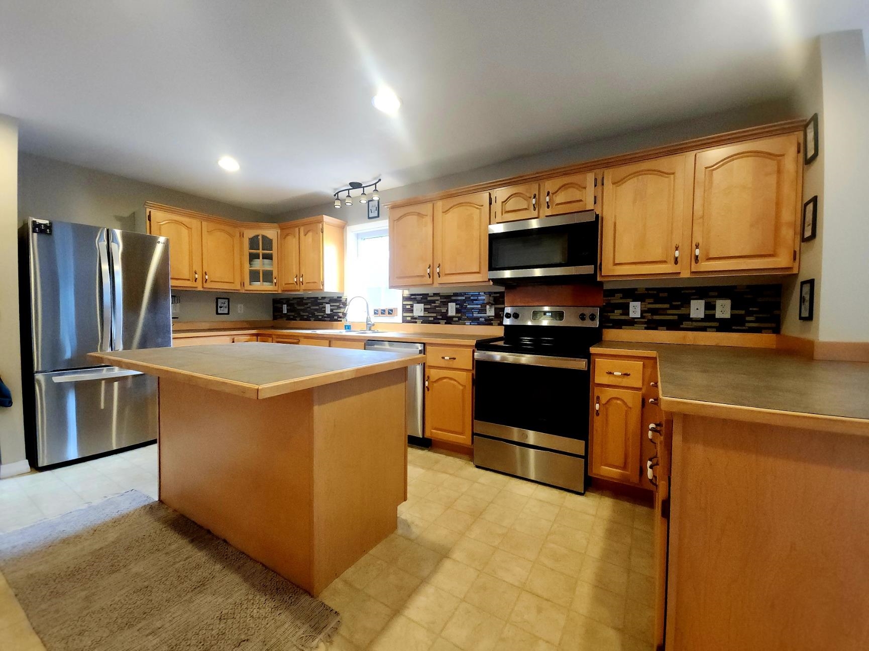 8 Byrne Rd, Northwood, NH 03261