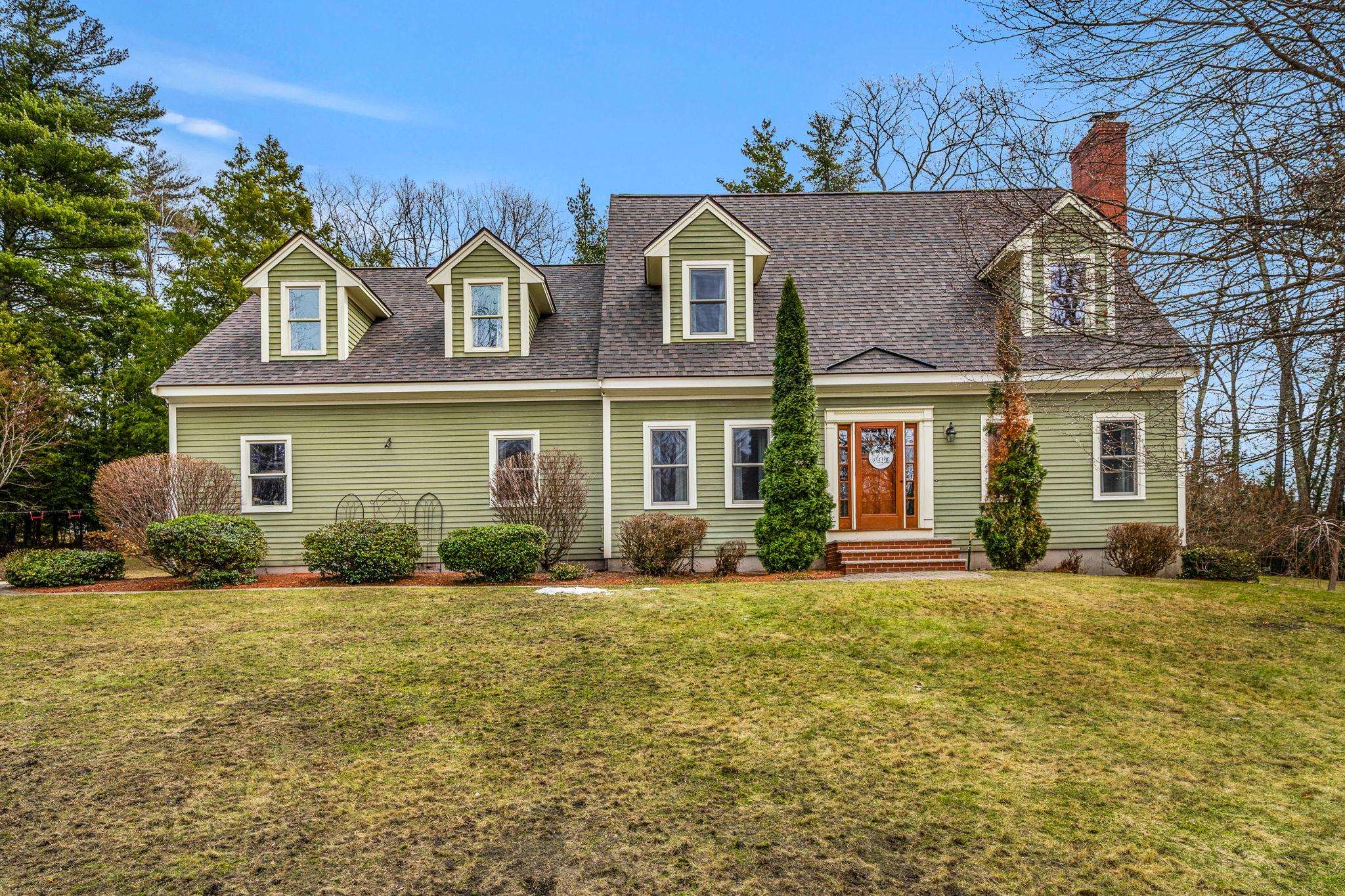 71 Deerwood Hl, Chester, NH 03036