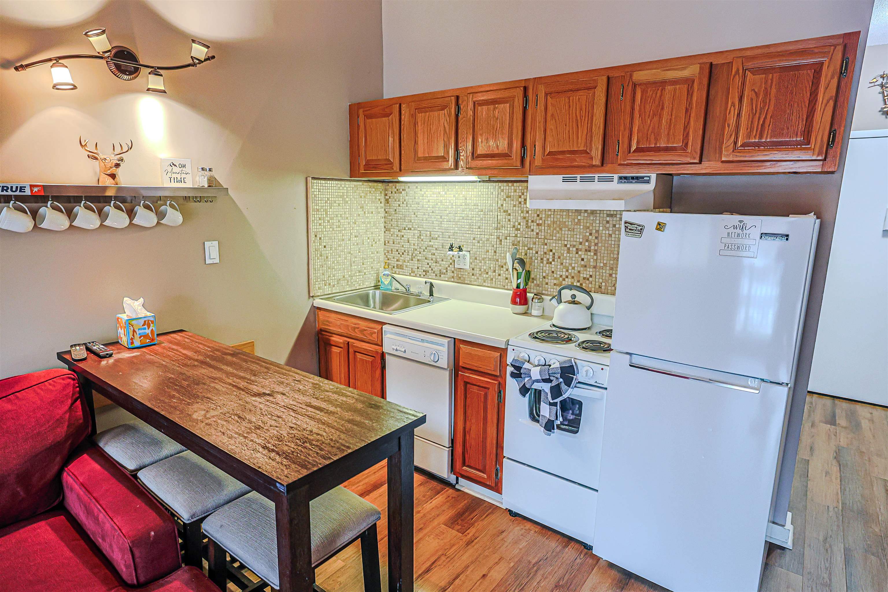 36 Lodge Rd, Lincoln, NH 03251