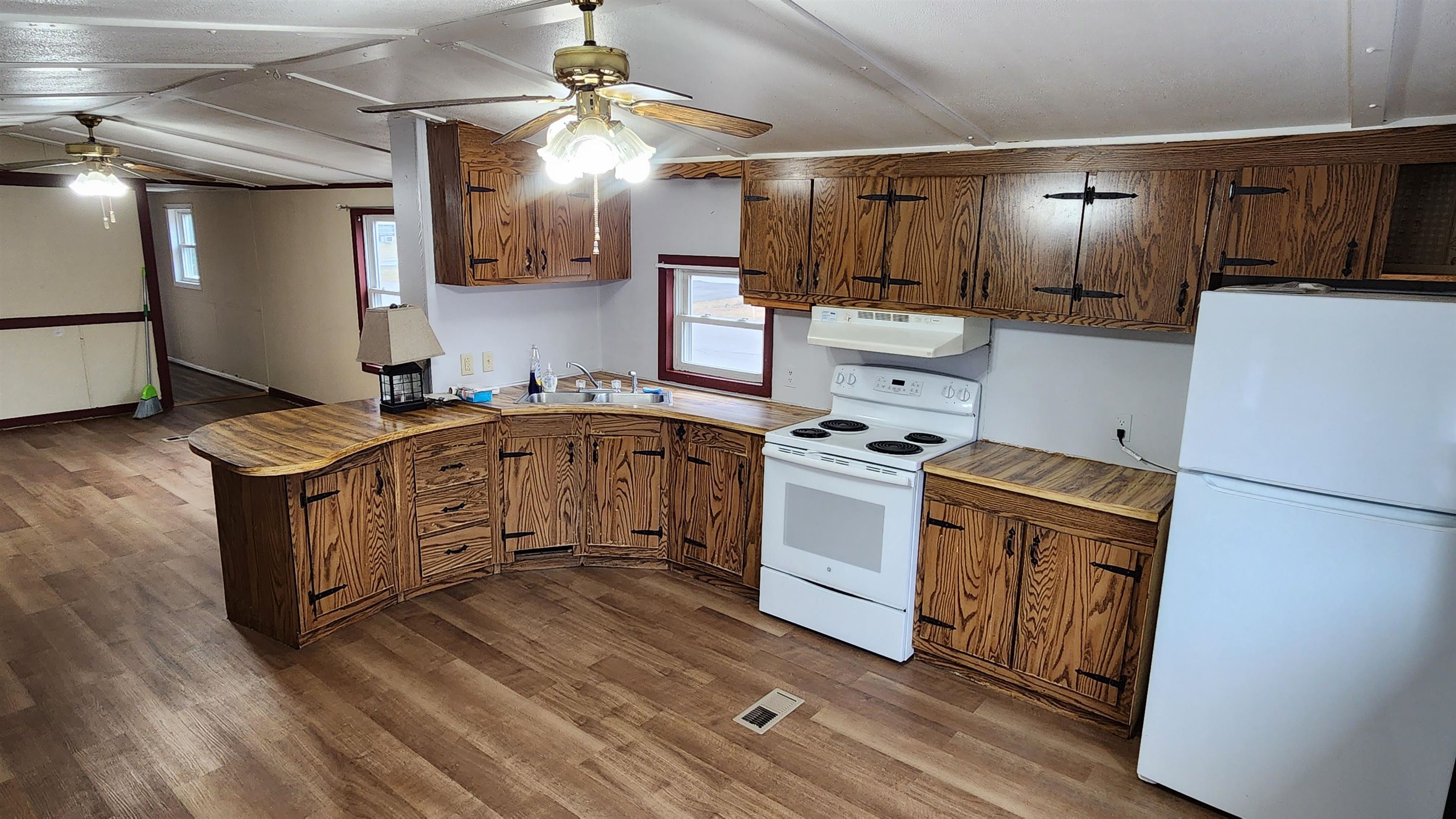 89 Morways Pk, Charlestown, NH 03603