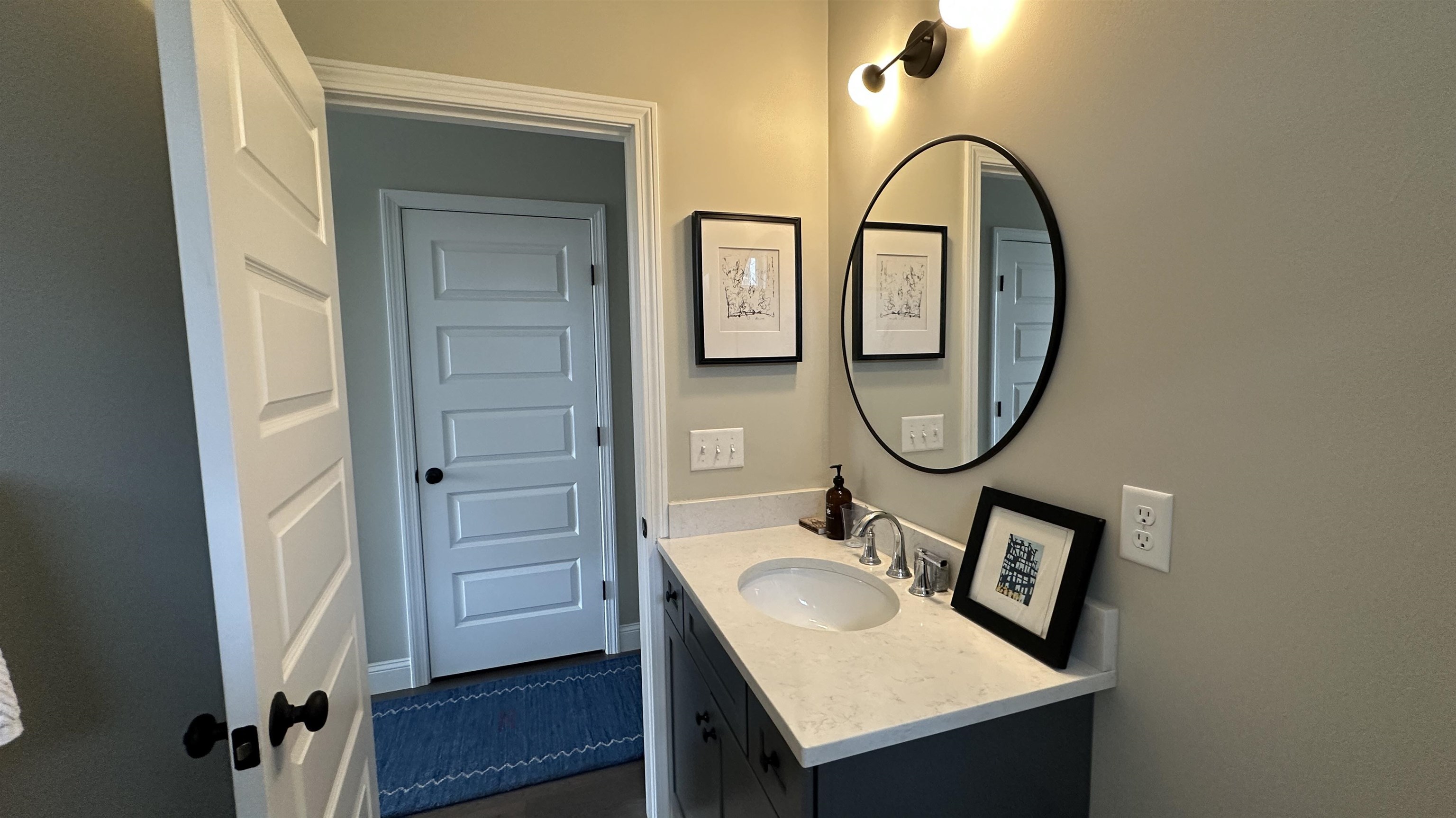 386 Old Chesham Rd, Marlborough, NH 03455