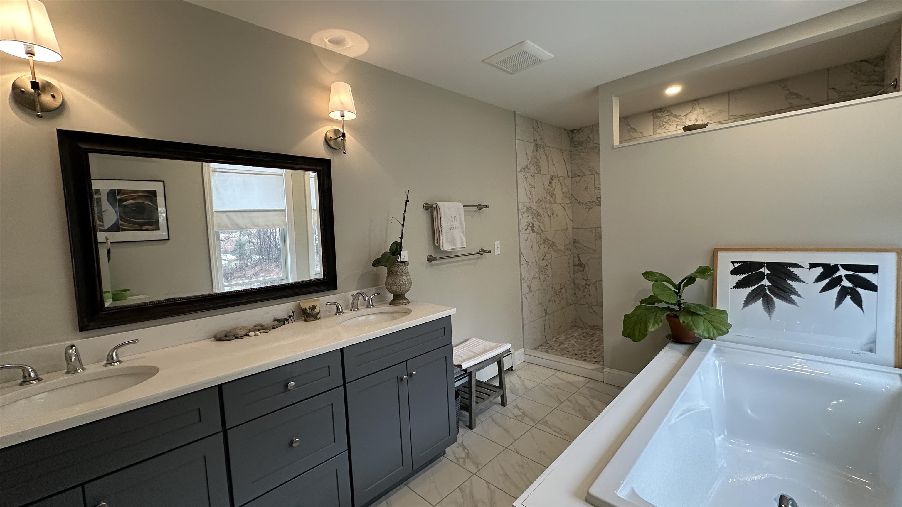 386 Old Chesham Rd, Marlborough, NH 03455