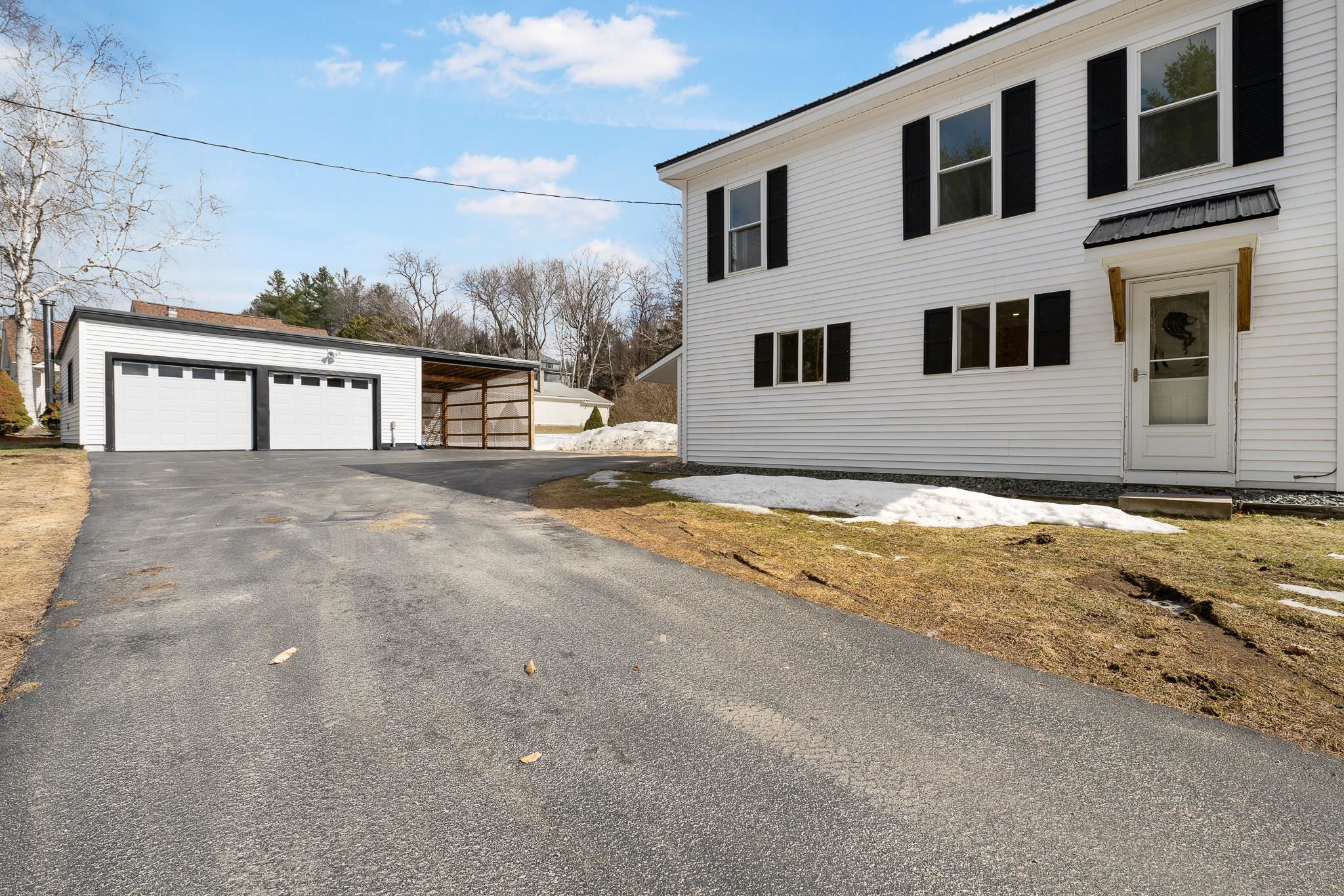 84 Hillside Ave, Northumberland, NH 03582