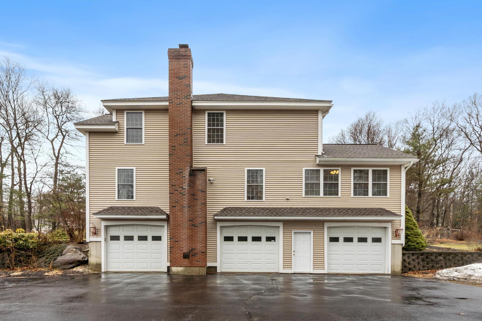 15 Appleton Rd, Windham, NH 03087