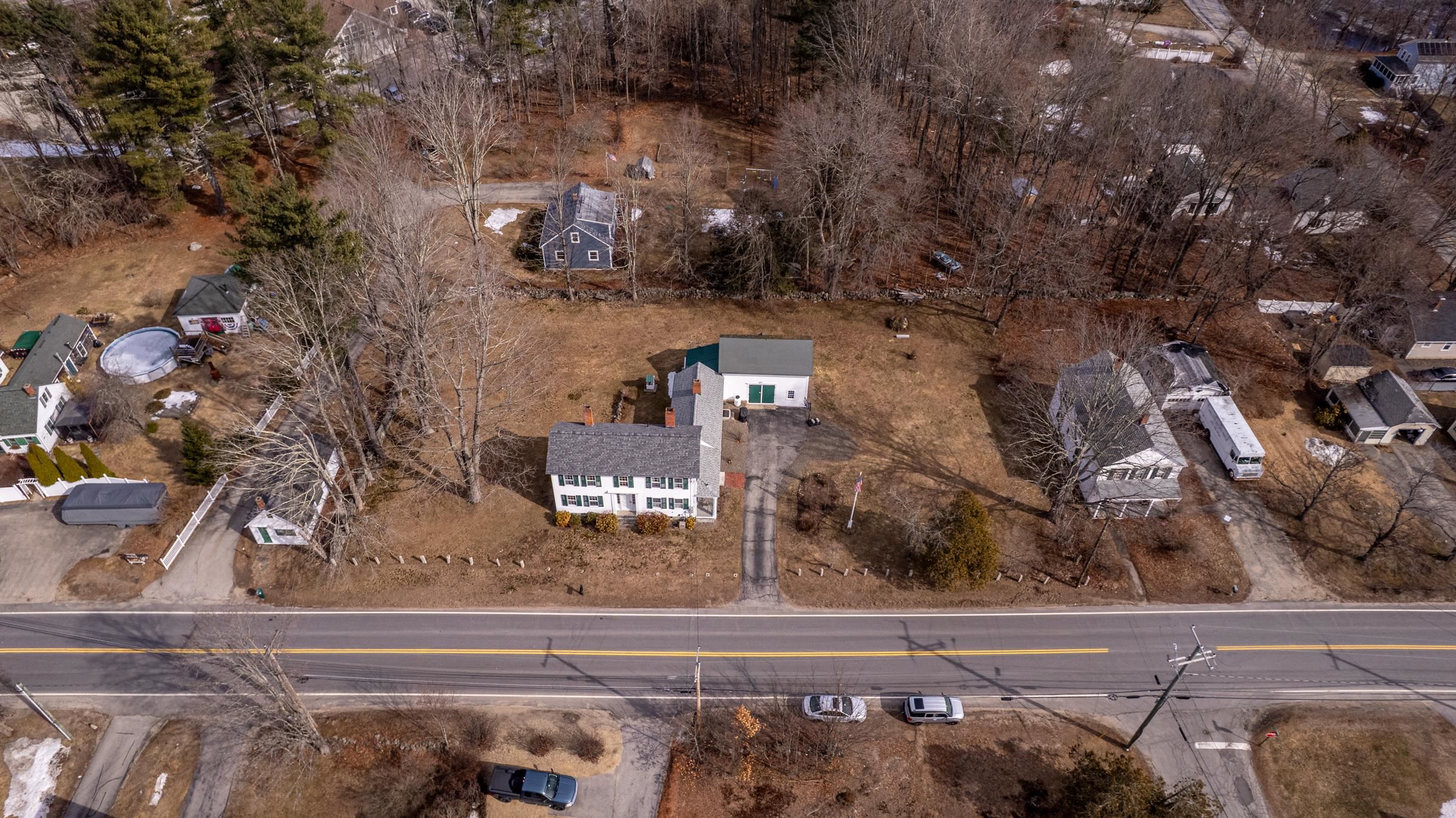 14 Main St, Raymond, NH 03077