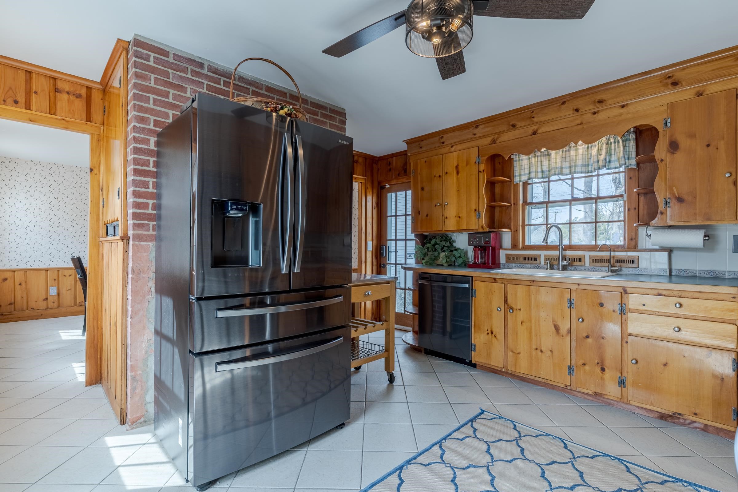 14 Main St, Raymond, NH 03077