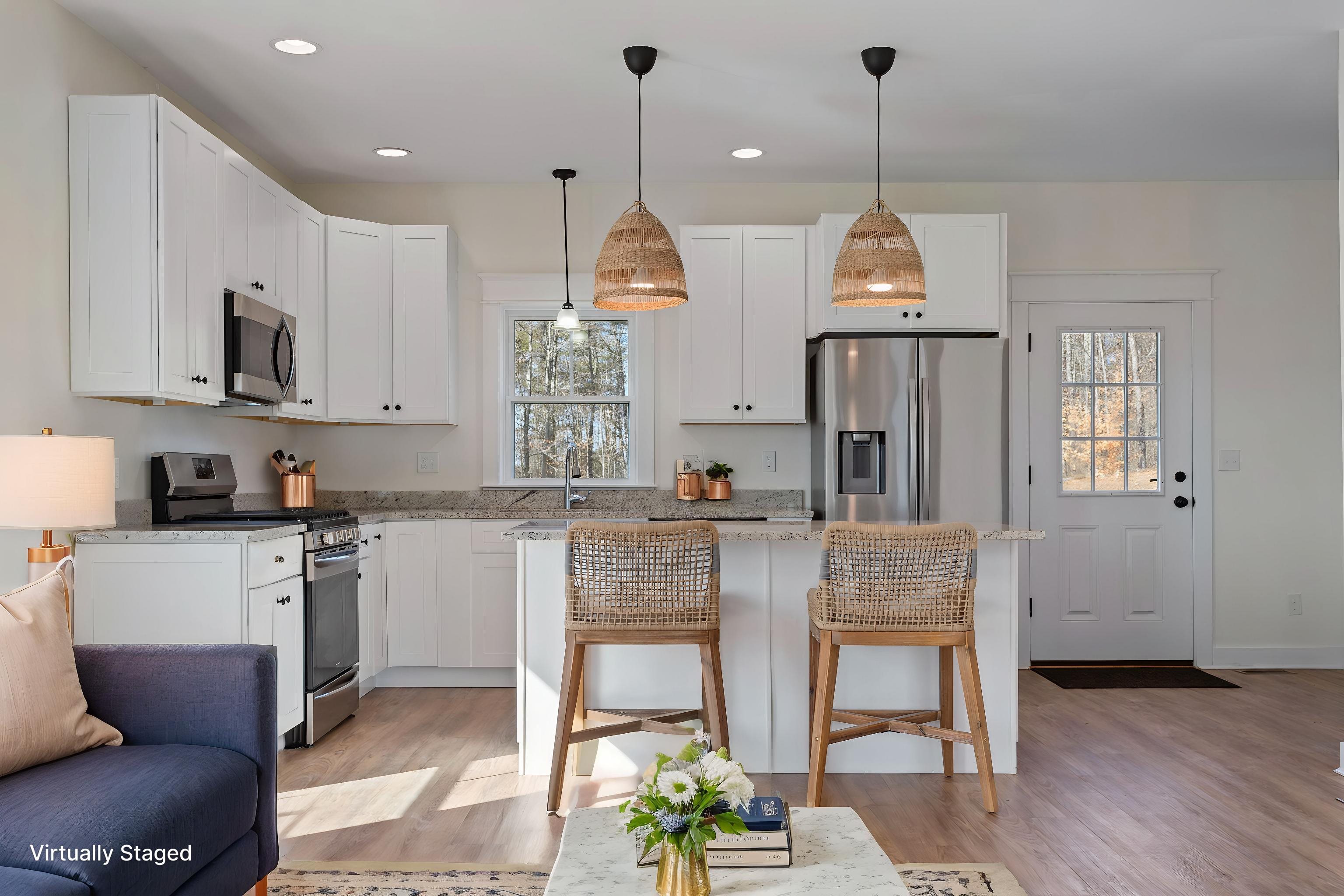 36 Eisenhower Dr, Rochester, NH 03867