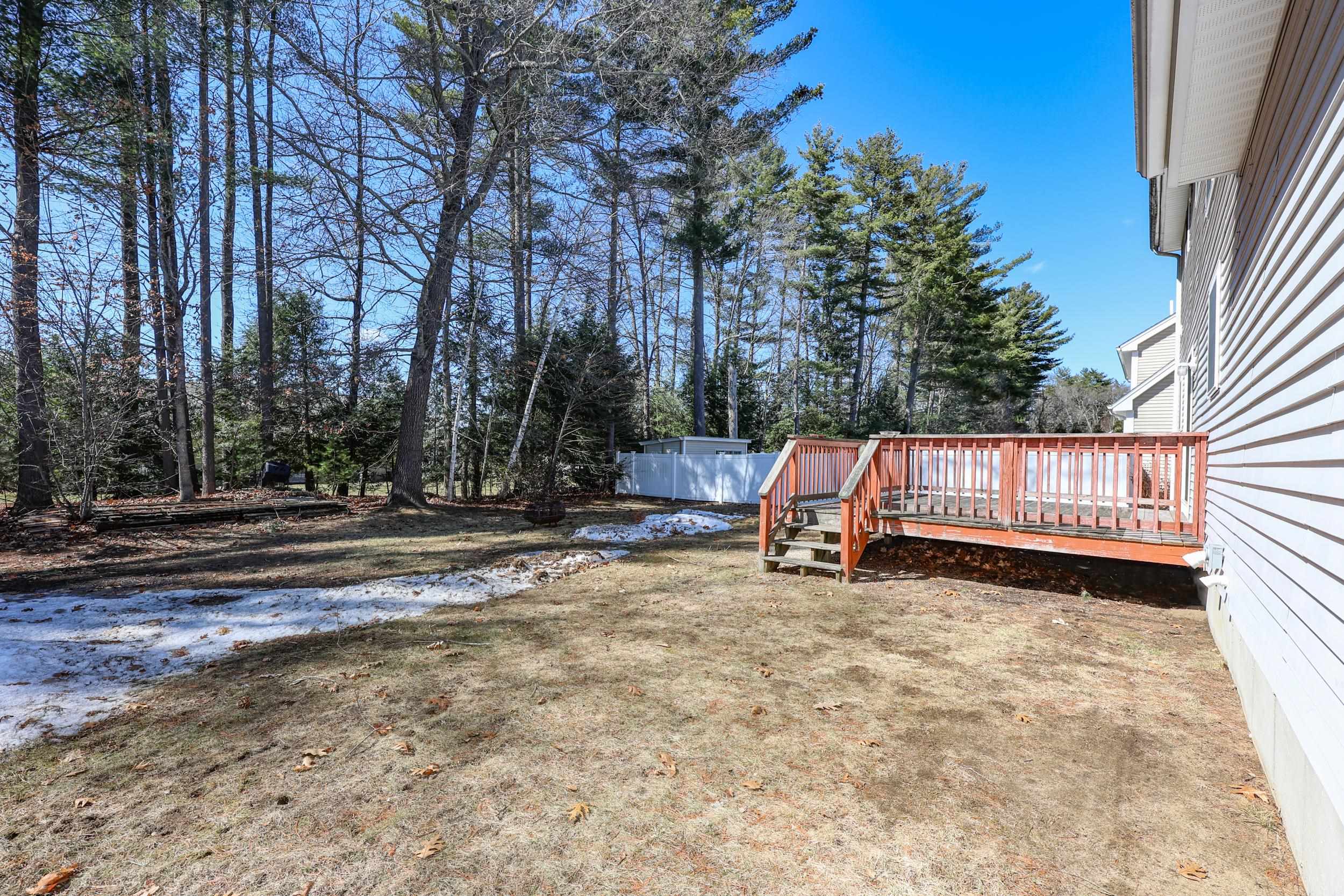 66 Sandy Brook St, Manchester, NH 03103