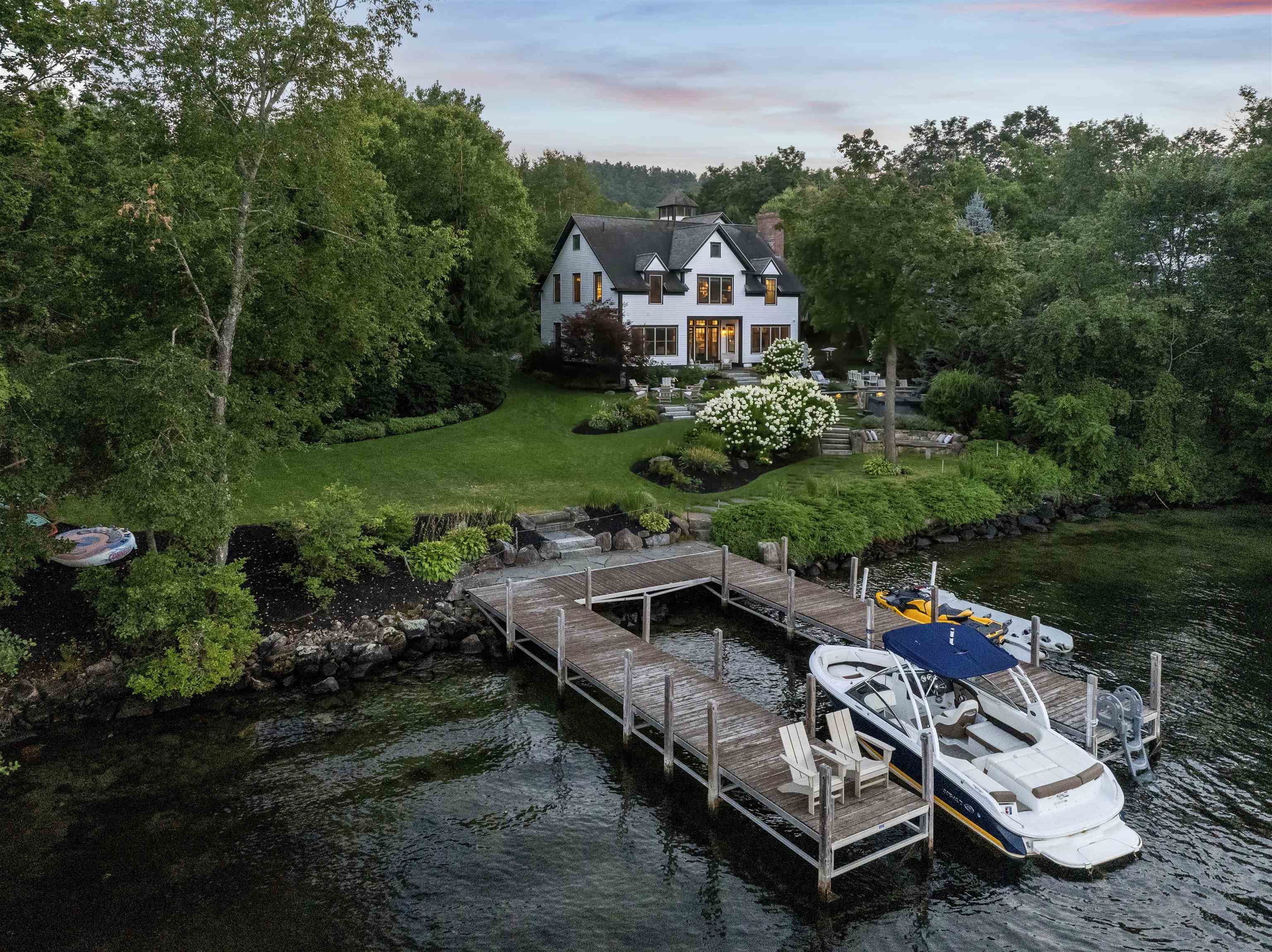 24 Dew Point Ln, Center Harbor, NH 03226