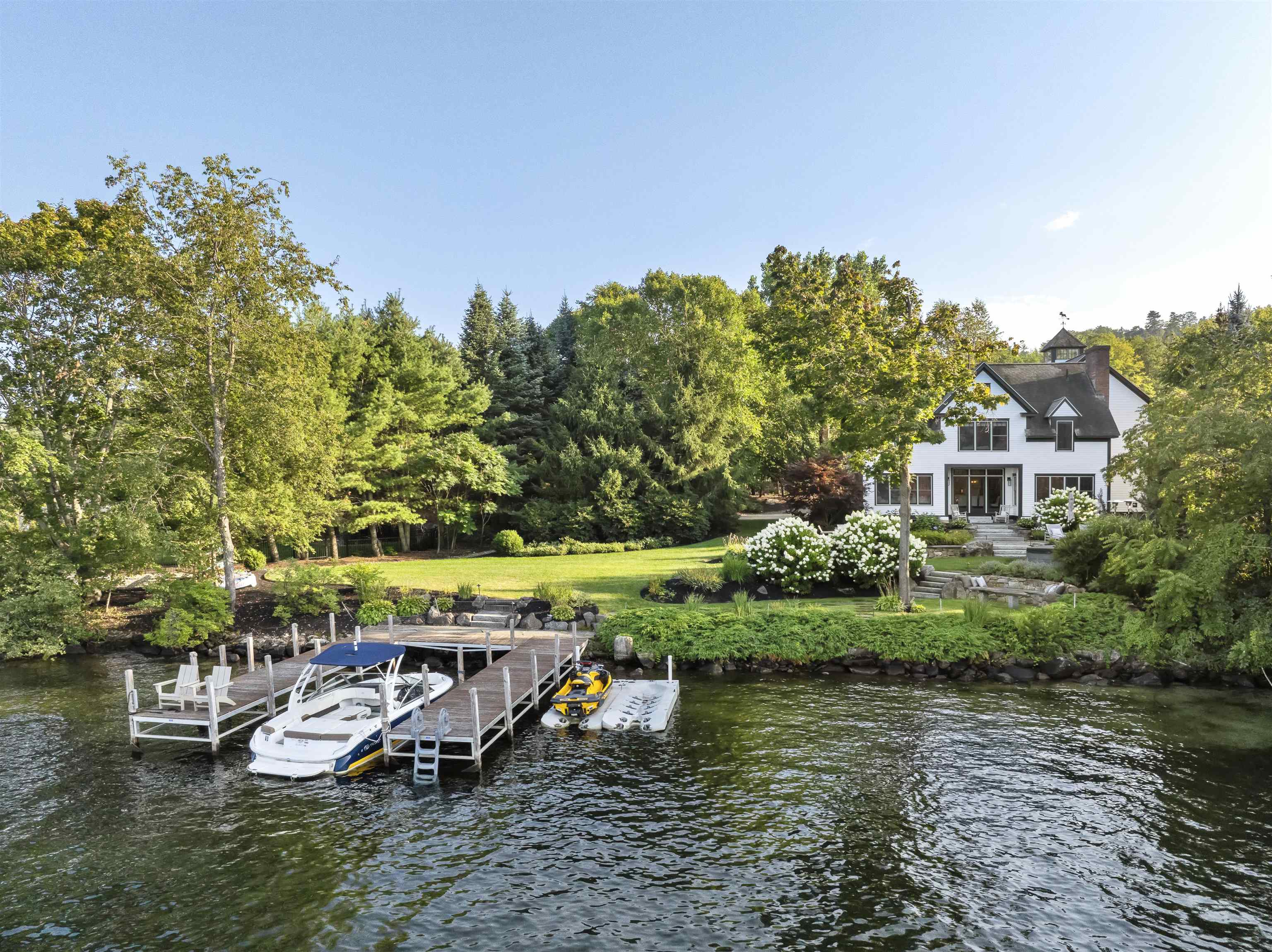 24 Dew Point Ln, Center Harbor, NH 03226