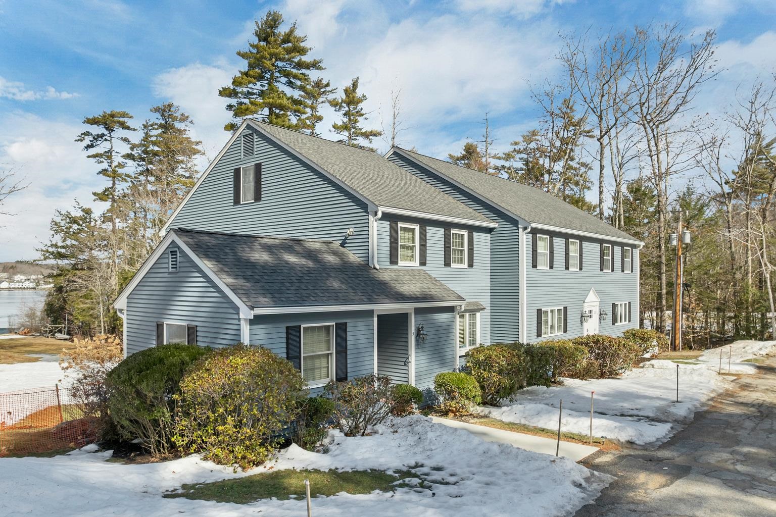 103 Clark Rd, Wolfeboro, NH 03894