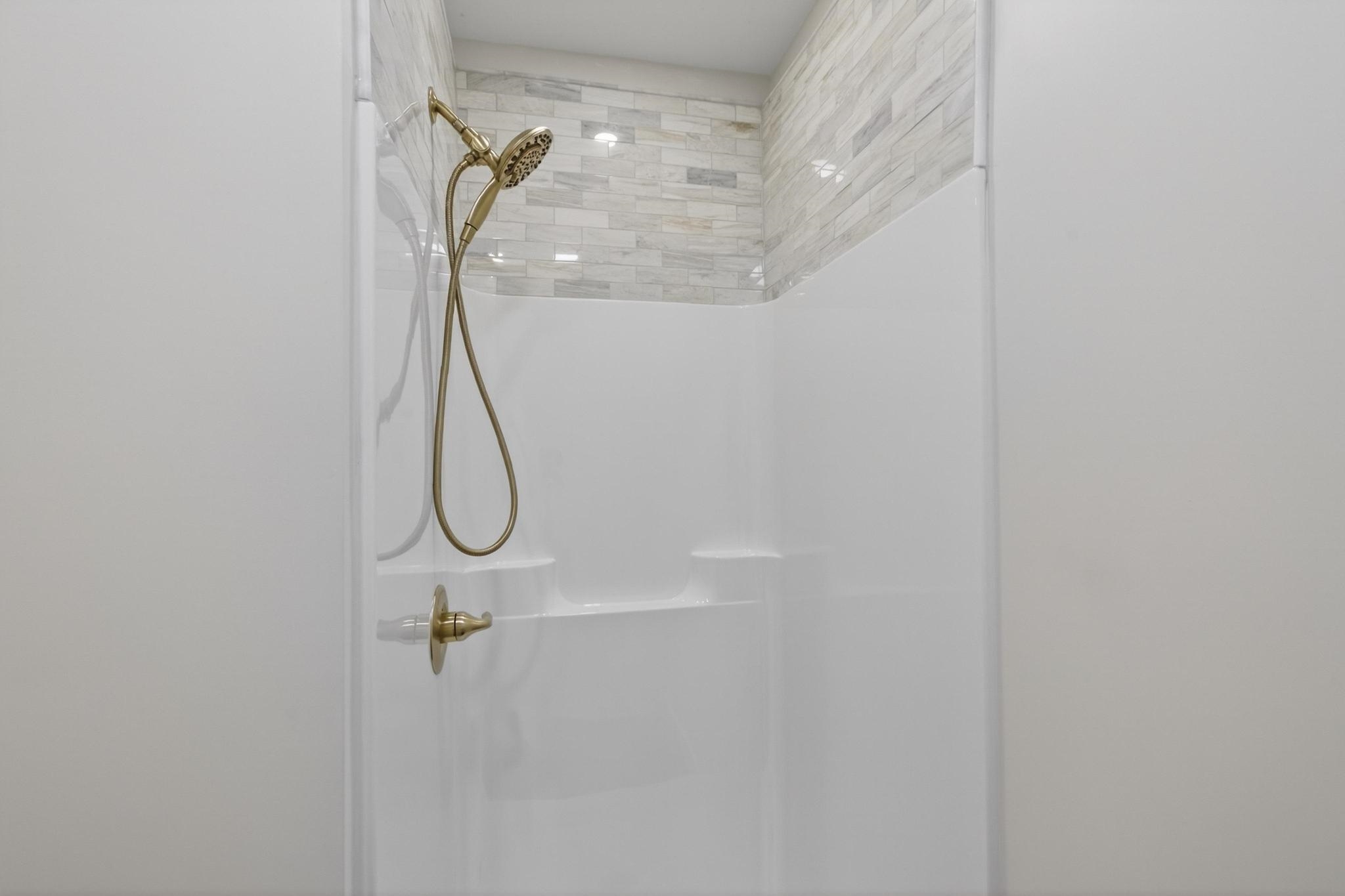 782 Weirs Blvd, Laconia, NH 03246