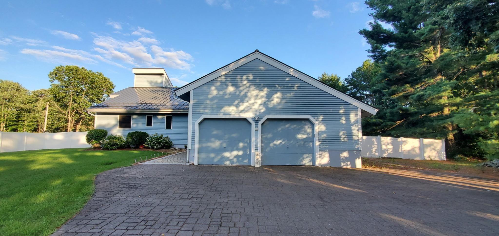 65 Pelham Rd, Salem, NH 03079