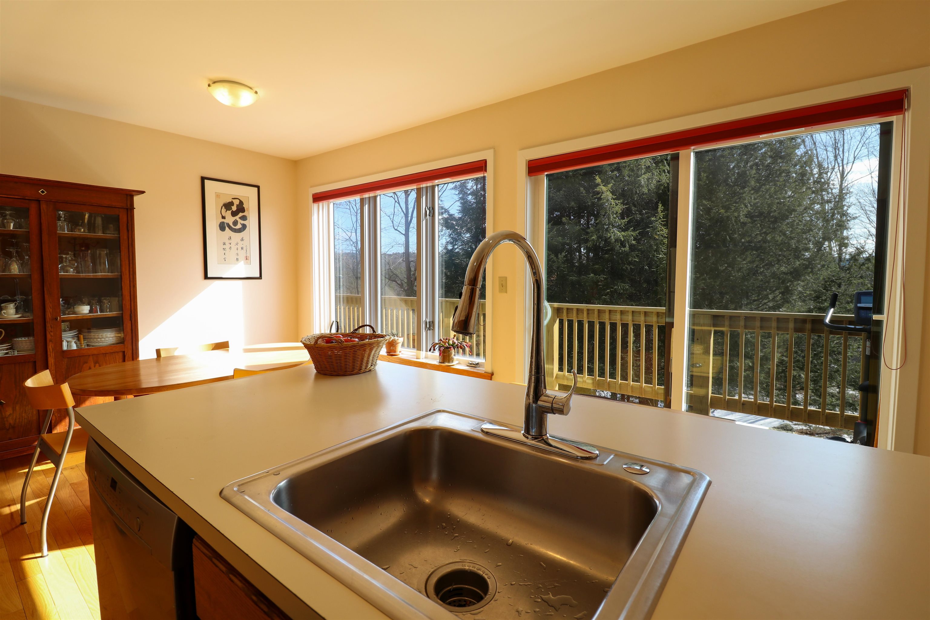 27 College Hill Rd, Hanover, NH 03755