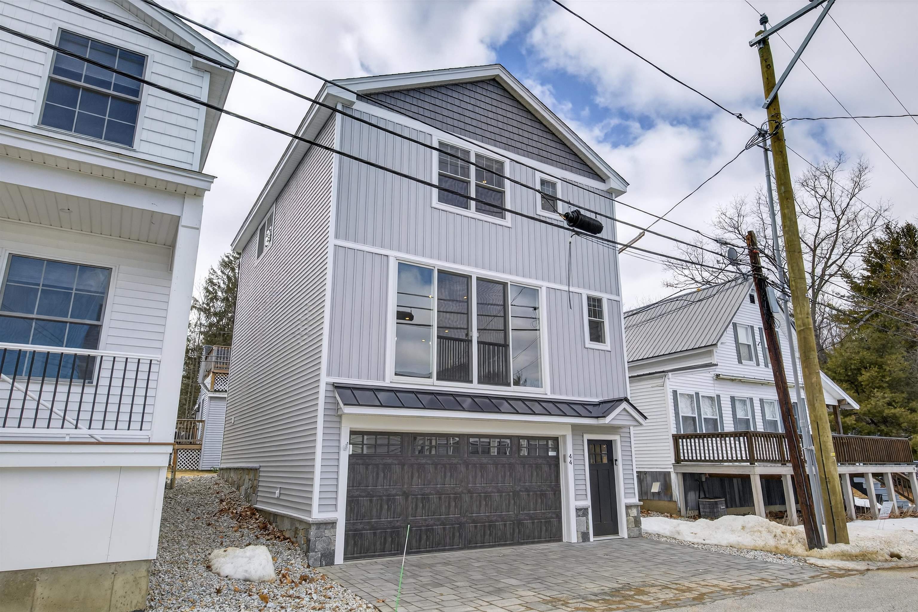 44 Centenary Ave, Laconia, NH 03246