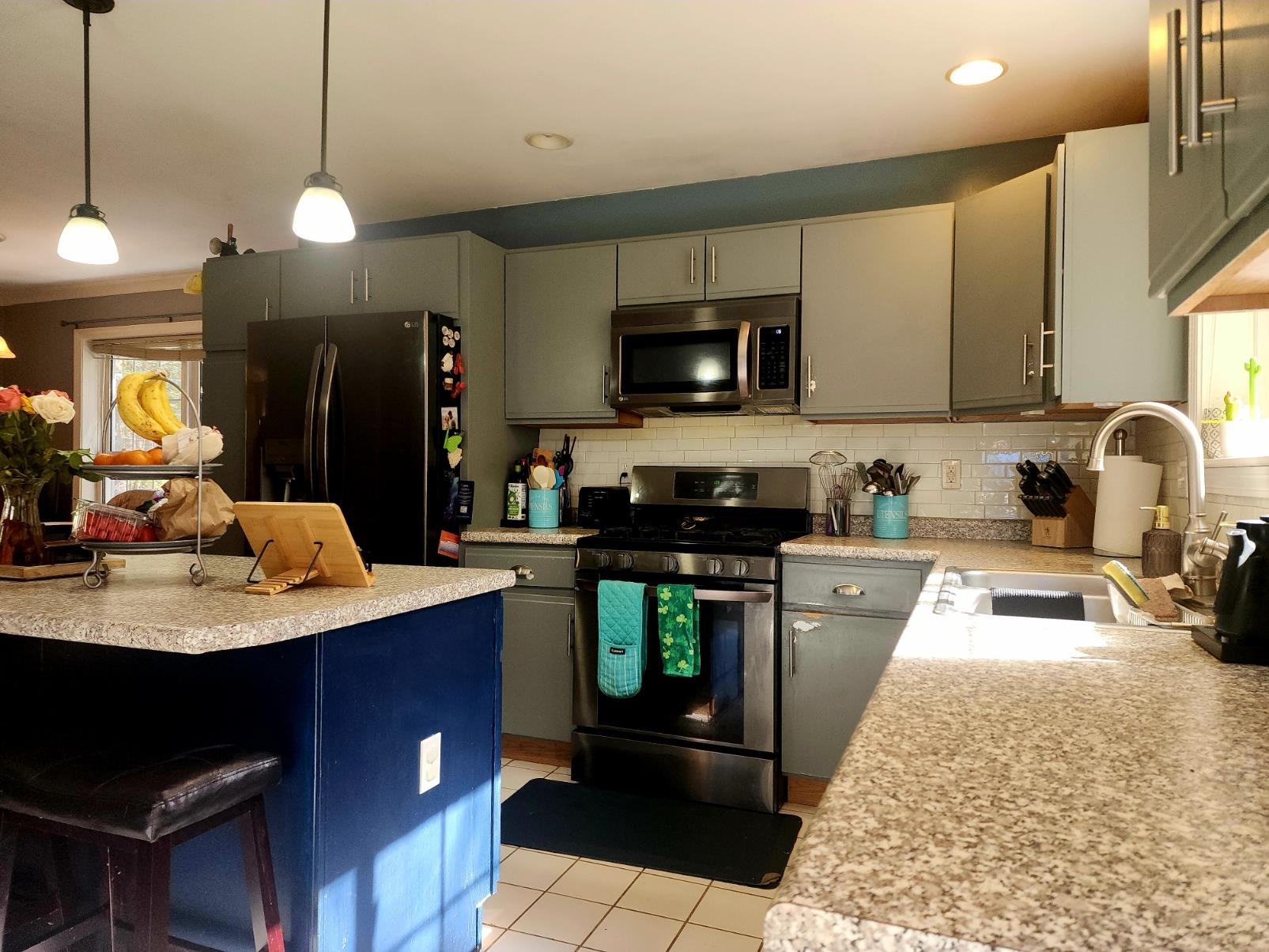 335 Calef Hw, Barrington, NH 03825