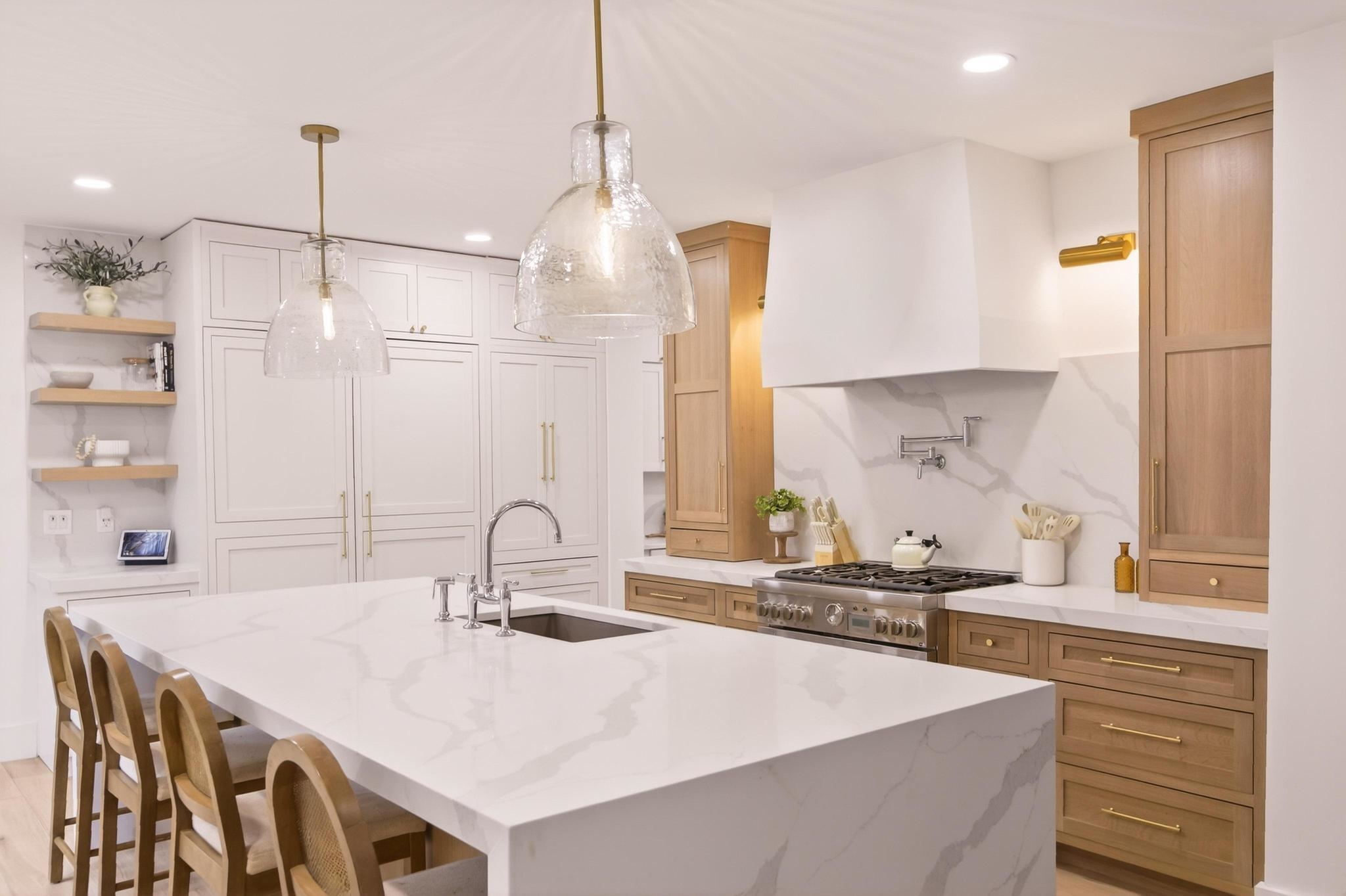 9 Floral St, Windham, NH 03087