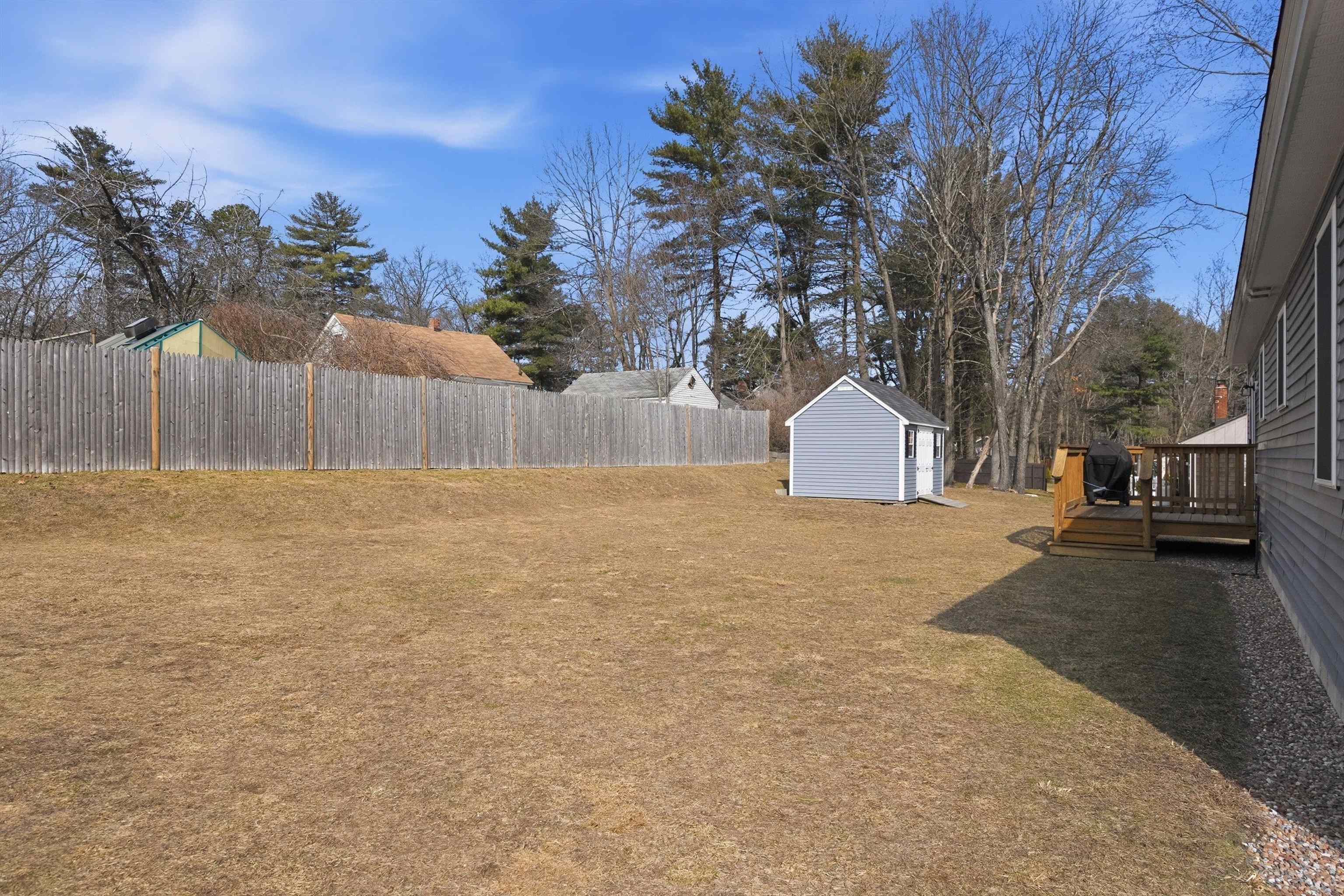 154 Watts St, Manchester, NH 03104