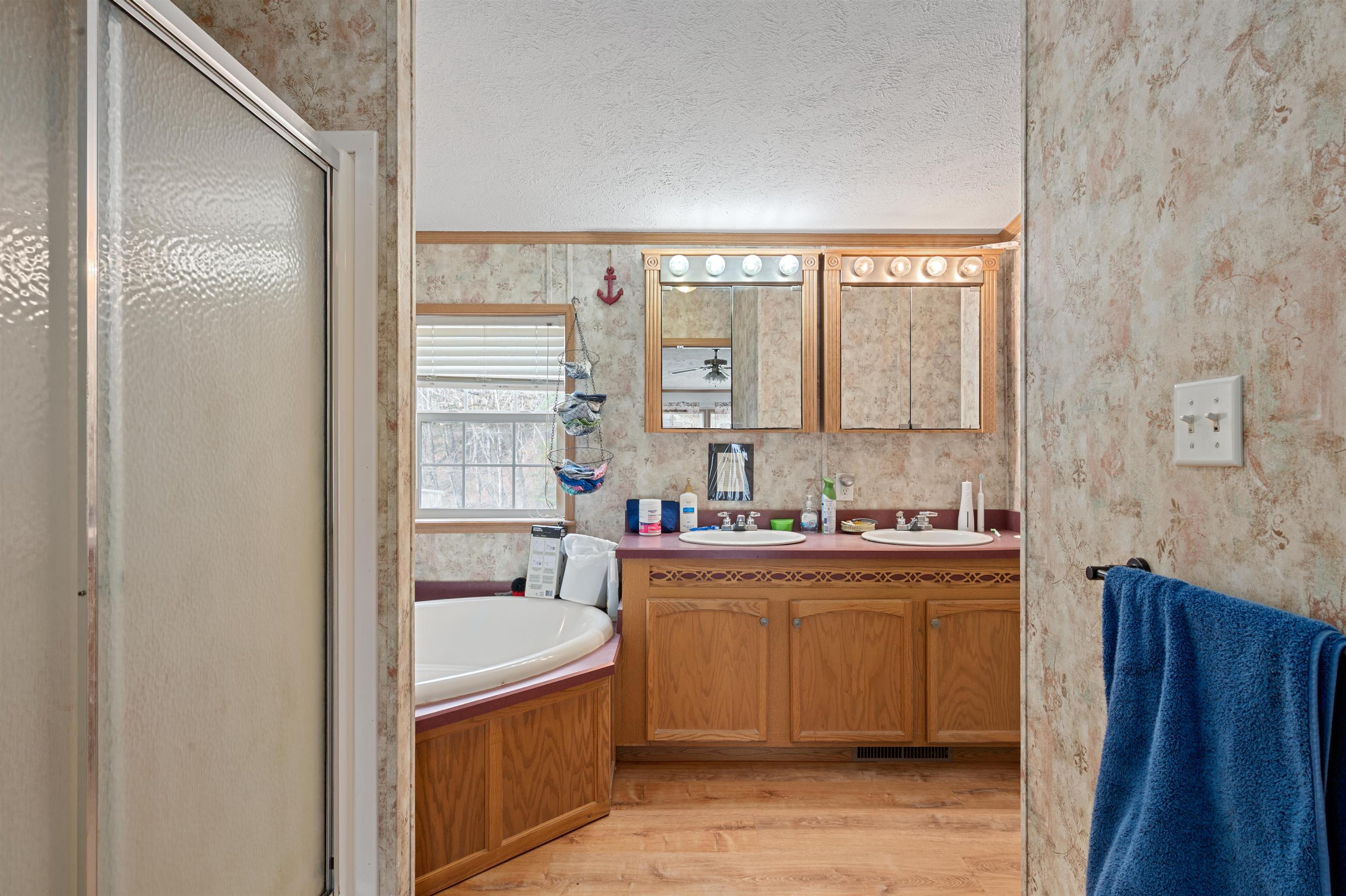 709 S Main St, Franklin, NH 03235