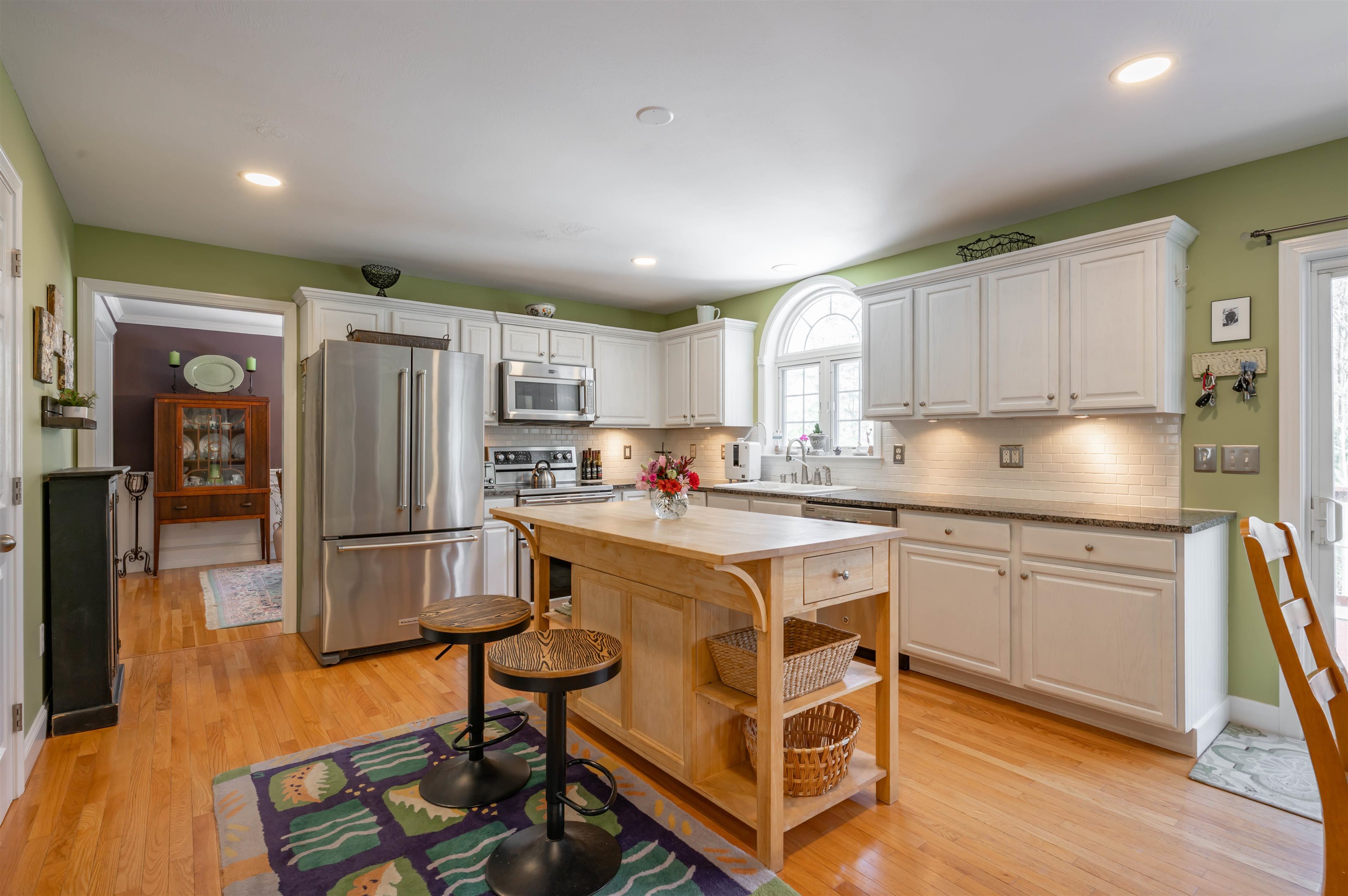 116 Beech Hill Rd, Mont Vernon, NH 03057