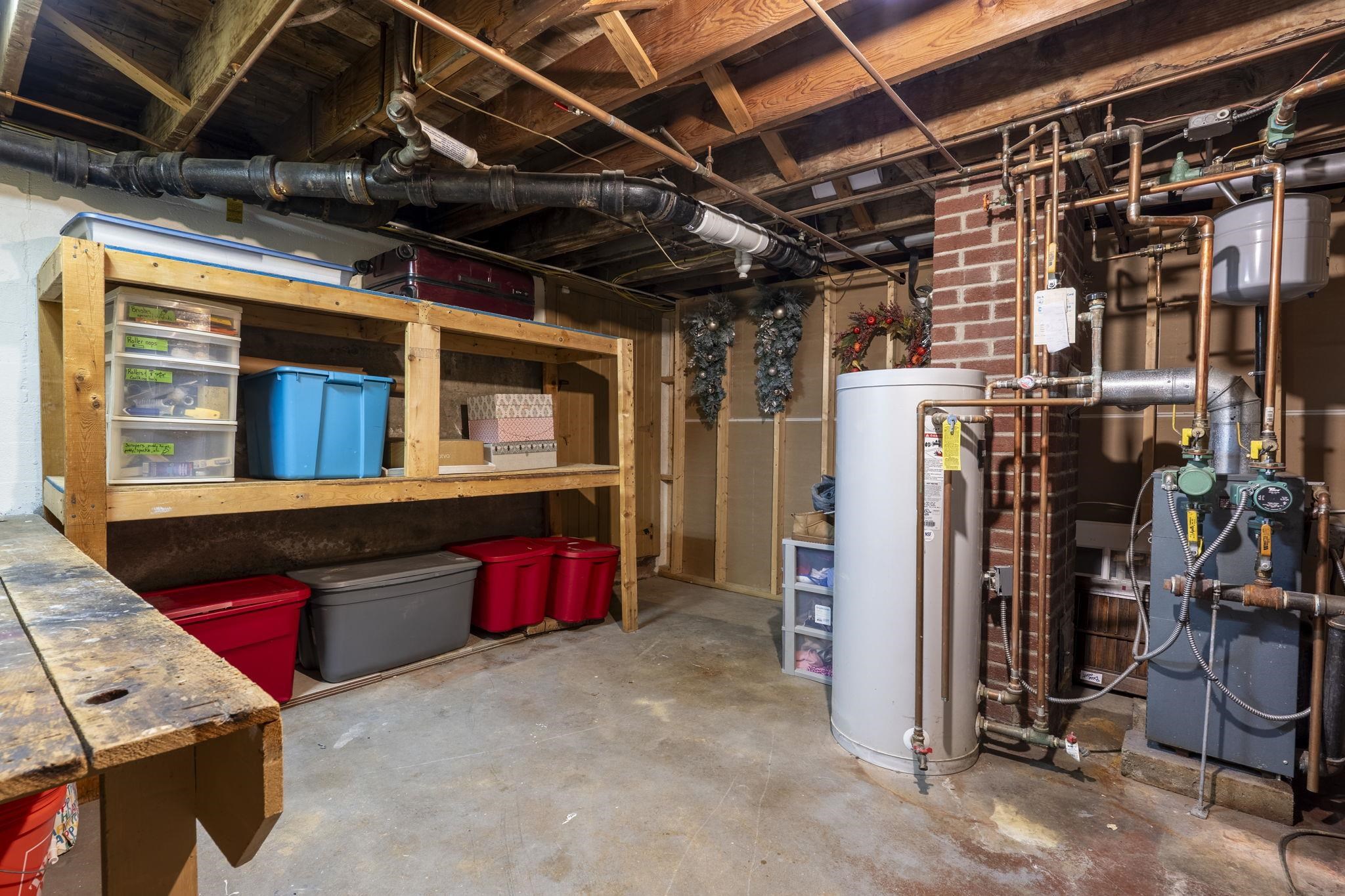 428 Reed St, Manchester, NH 03102