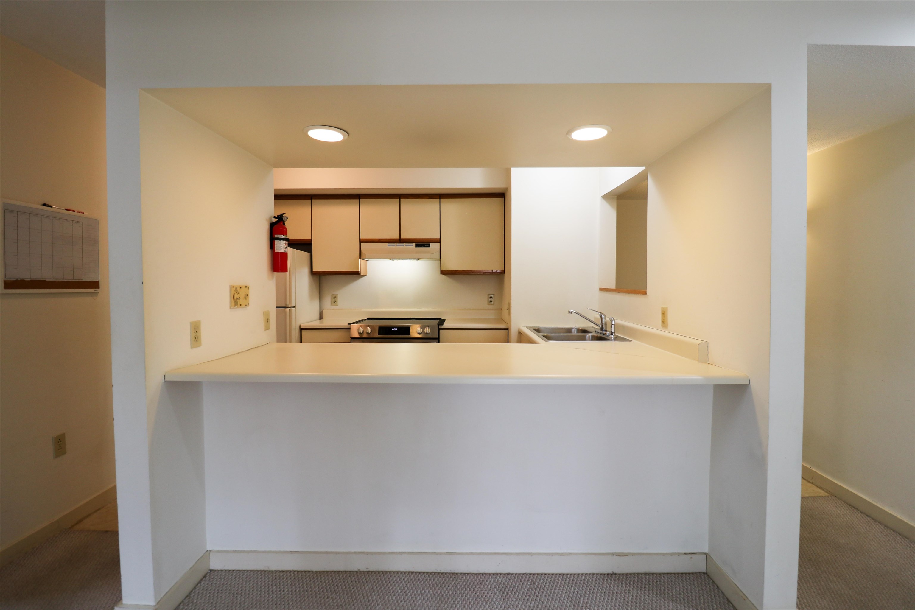 30 Wolf Rd, Lebanon, NH 03766