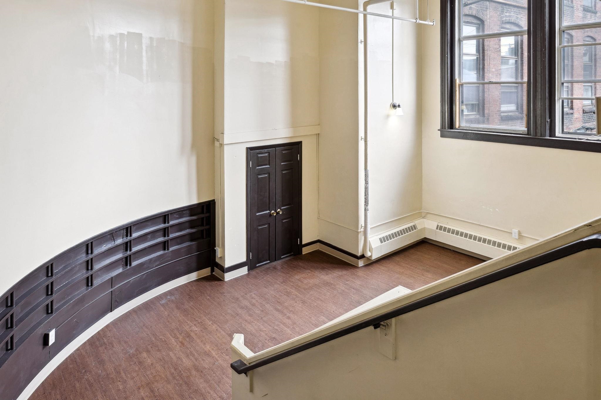 1 Pleasant St, Claremont, NH 03743