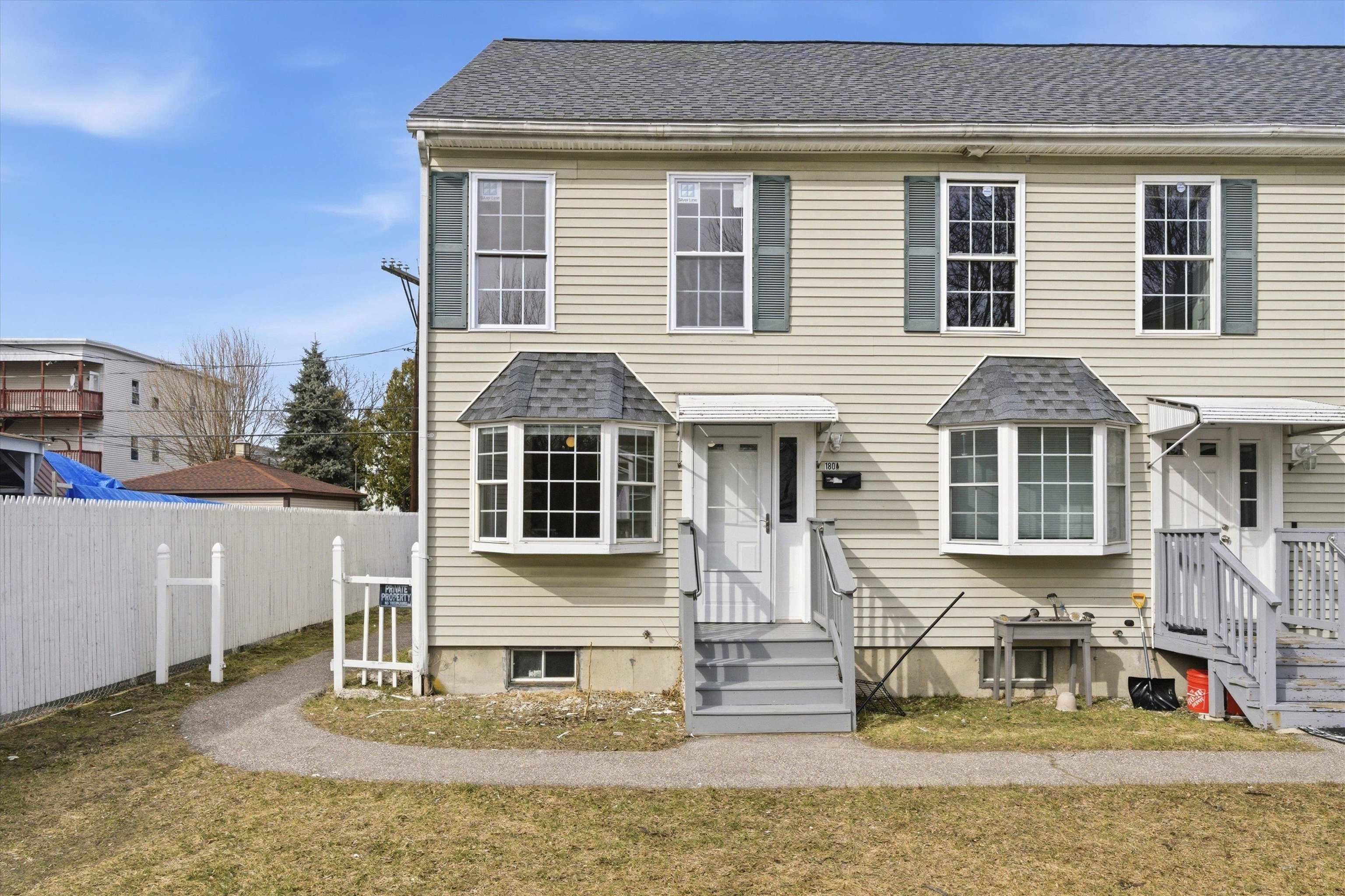 180 Spruce St, Manchester, NH 03103