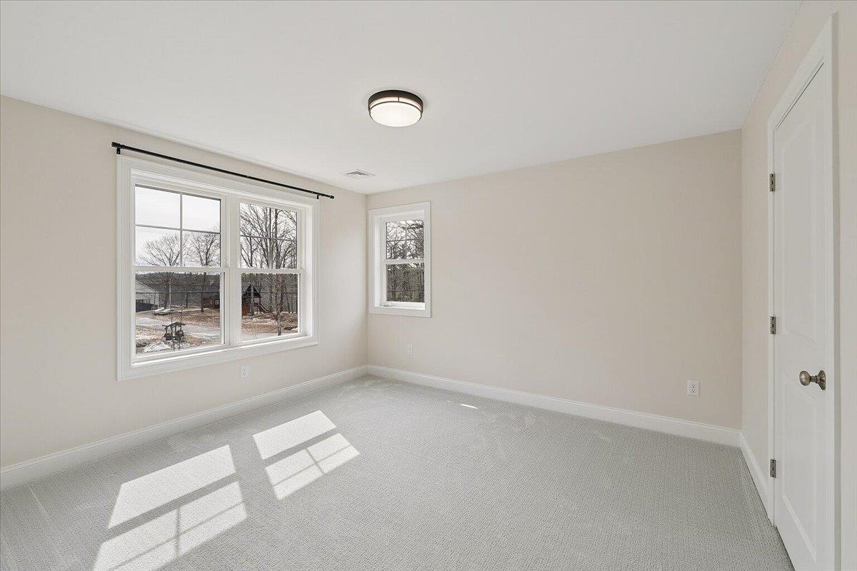 452 Middle Winchendon Rd, Rindge, NH 03461